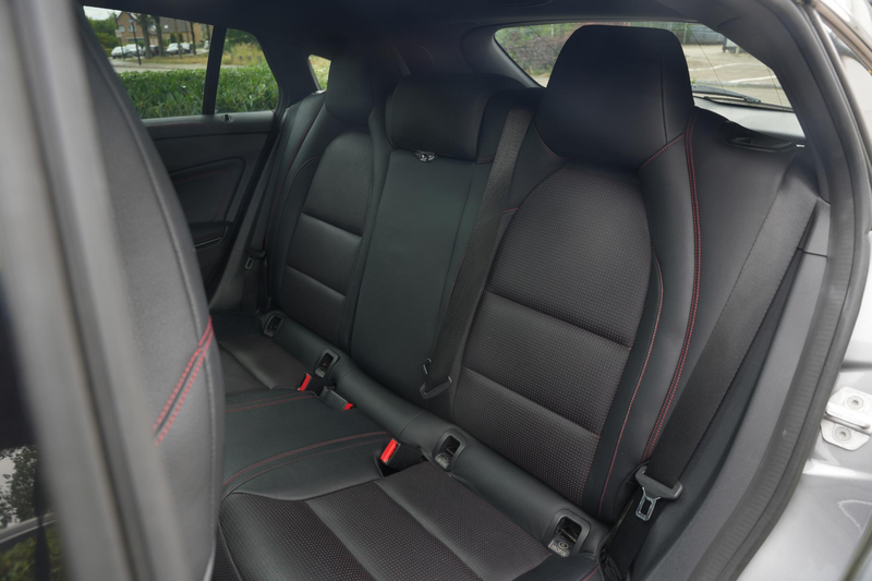 Mercedes-Benz CLA 45 AMG Shooting Brake 4MATIC Panoramadak Harman/Kardon Ad — photo 13