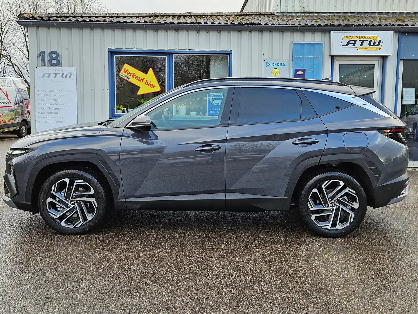 Hyundai TUCSON T-GDi 160 Mild-Hybrid 4x4 Automatik Prime Panorama Gris - 2