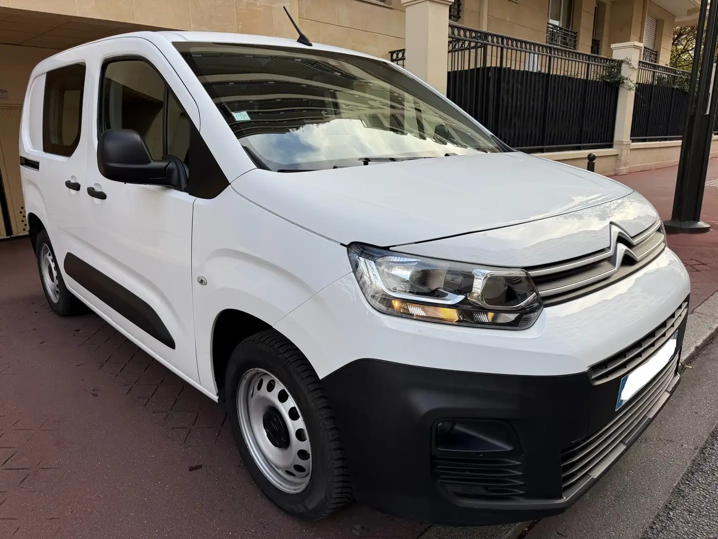 Citroen Berlingo 6999ht BERLINGO 1000KG BLUEHDI 130 WORKER EAT8 Blanc - 2
