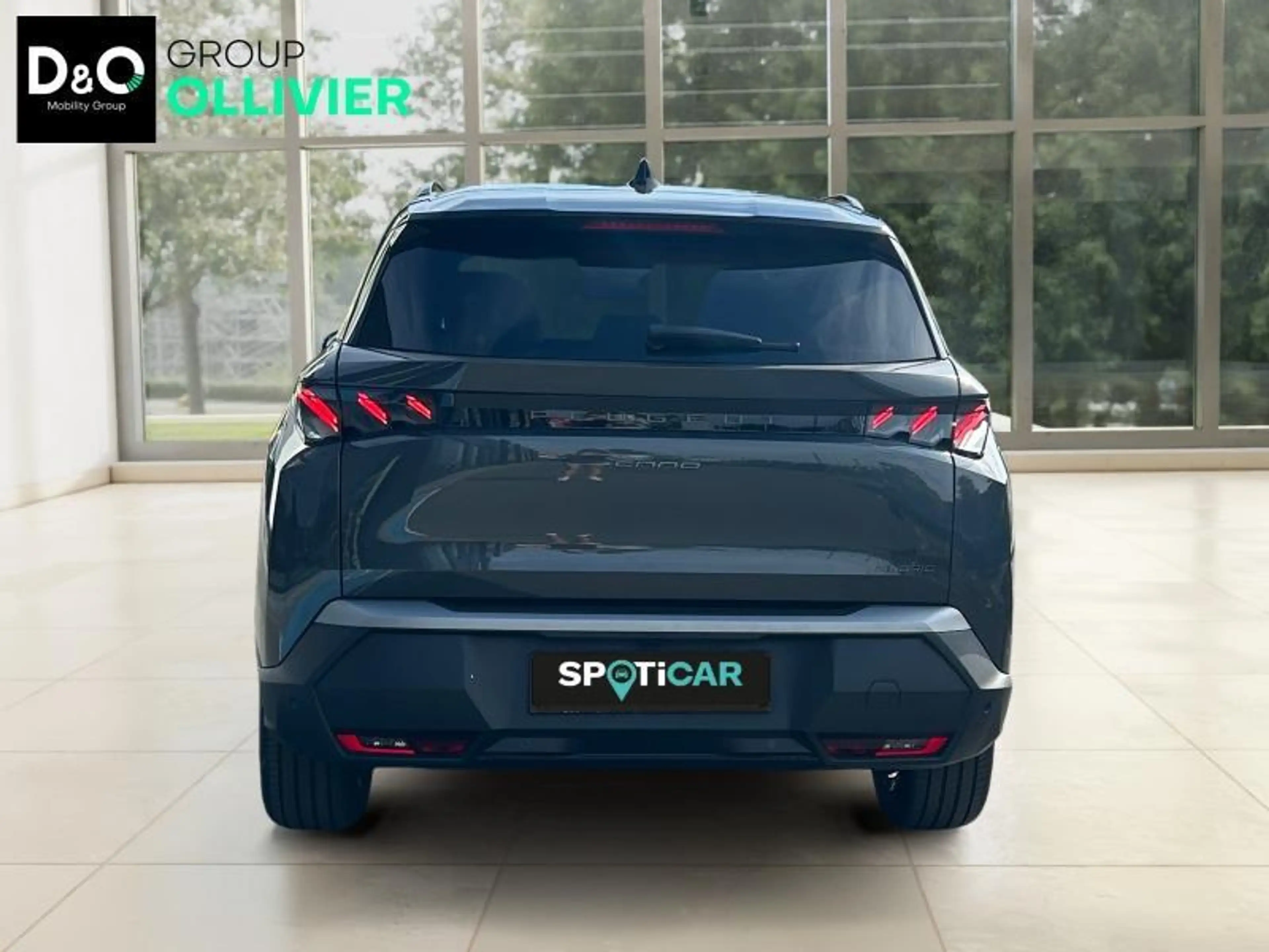 Peugeot 5008 III & e- GT — photo 5
