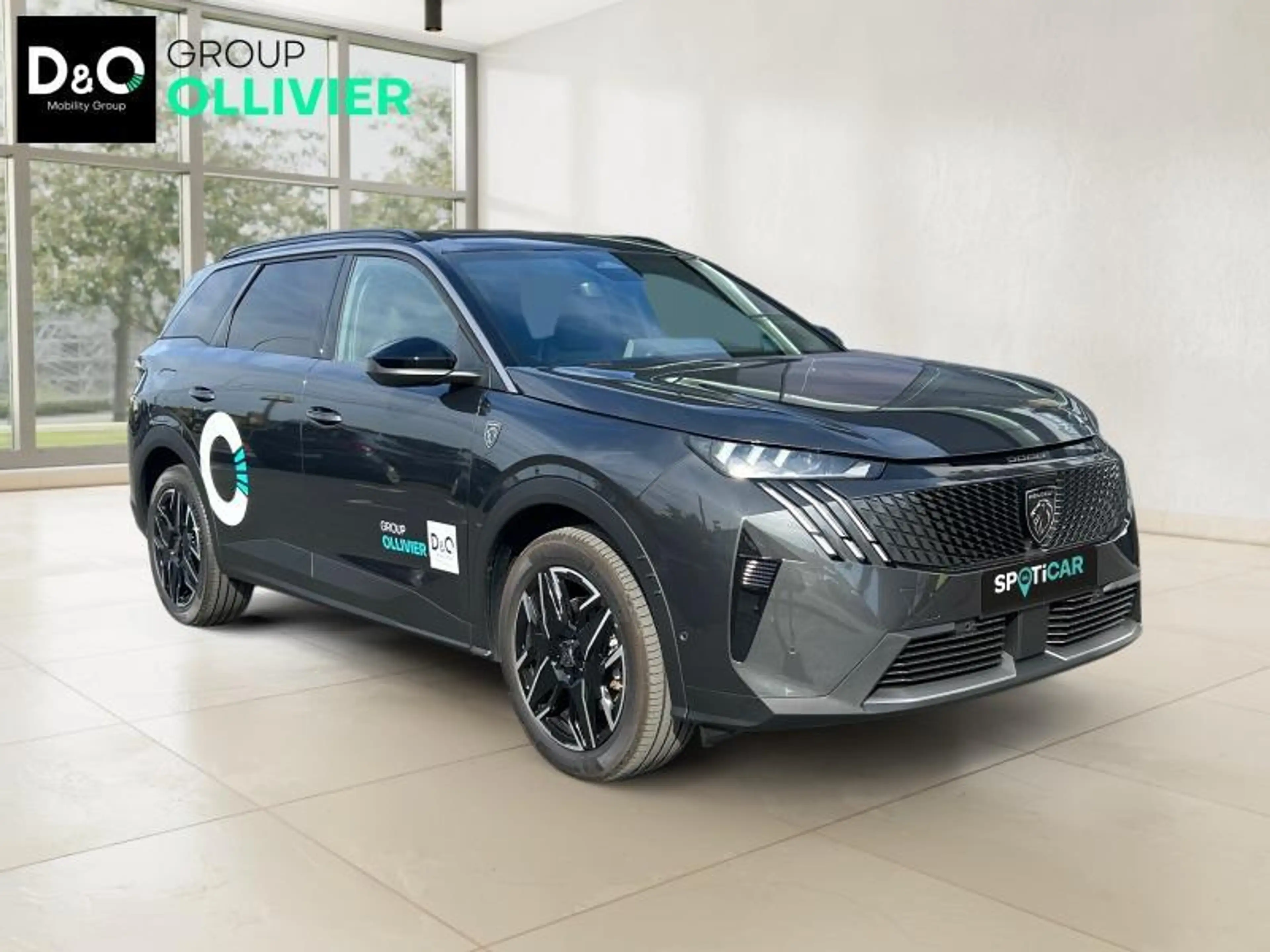 Peugeot 5008 III & e- GT — photo 2