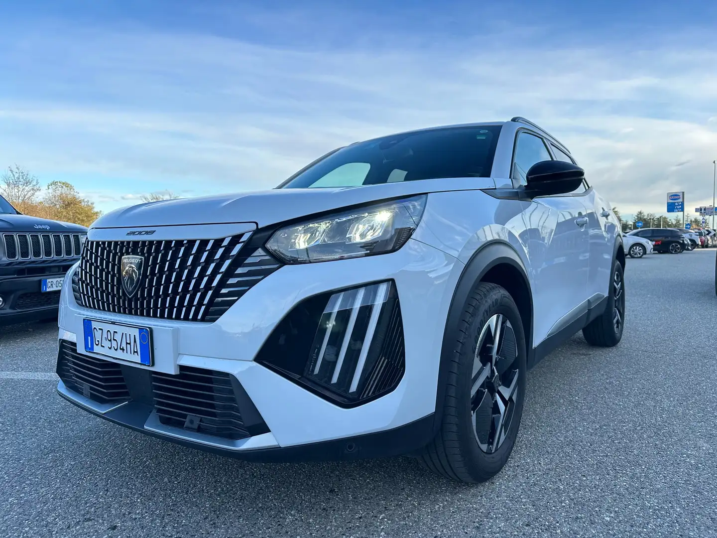 Peugeot 2008 2008 II 2020 1.2 puretech Allure s Weiß - 2