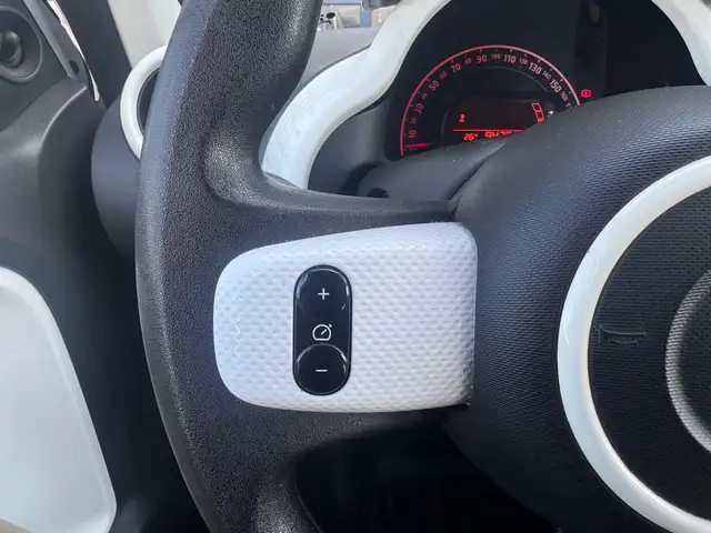 Renault Twingo view 14