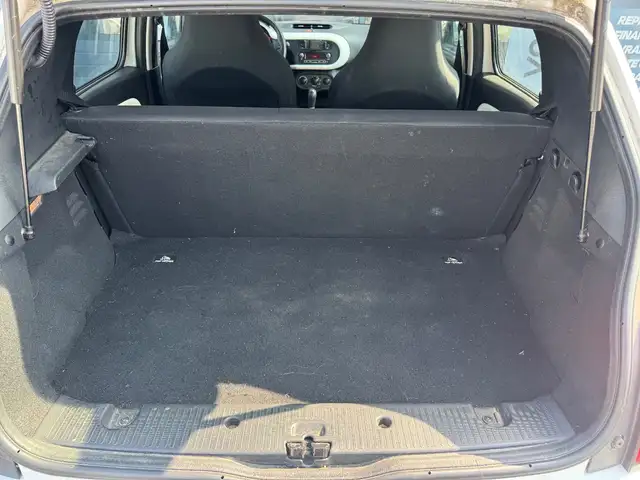 Renault Twingo view 30