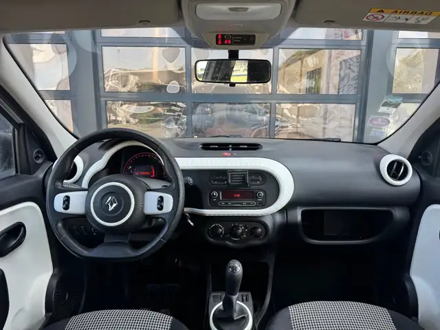 Renault Twingo view 7