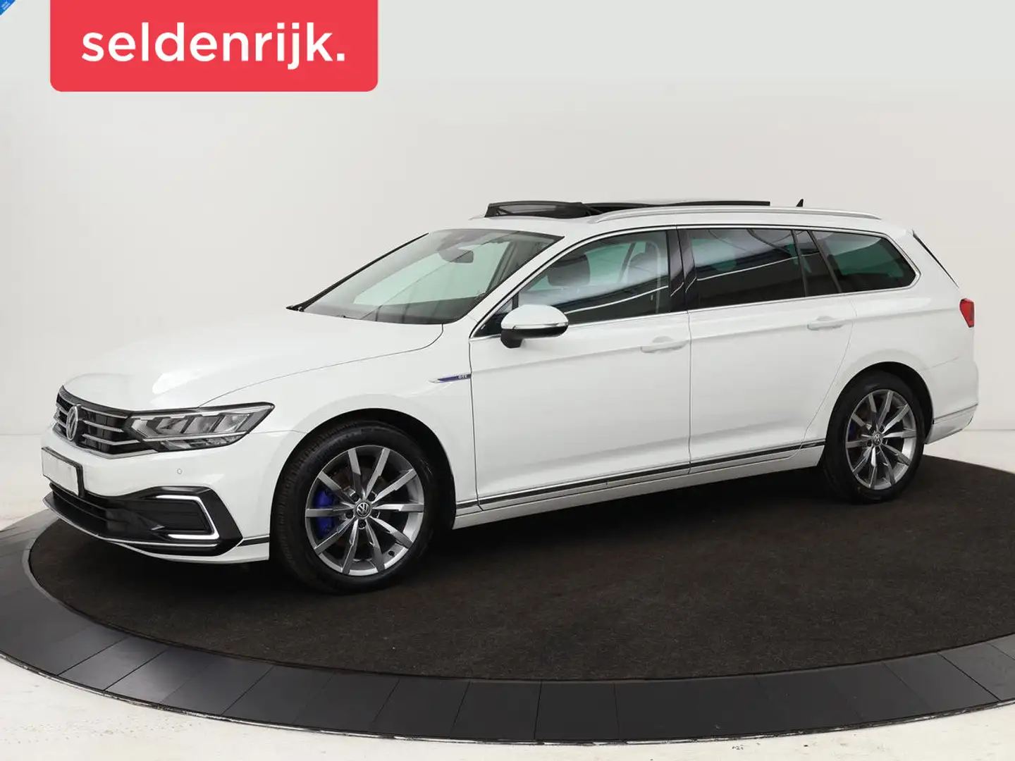 Volkswagen Passat Variant 1.4 TSI PHEV GTE Business | Panoramadak | Massage Wit - 1