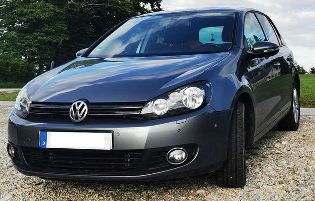 Imagine Volkswagen Golf Golf 1.6 TDI DPF Team