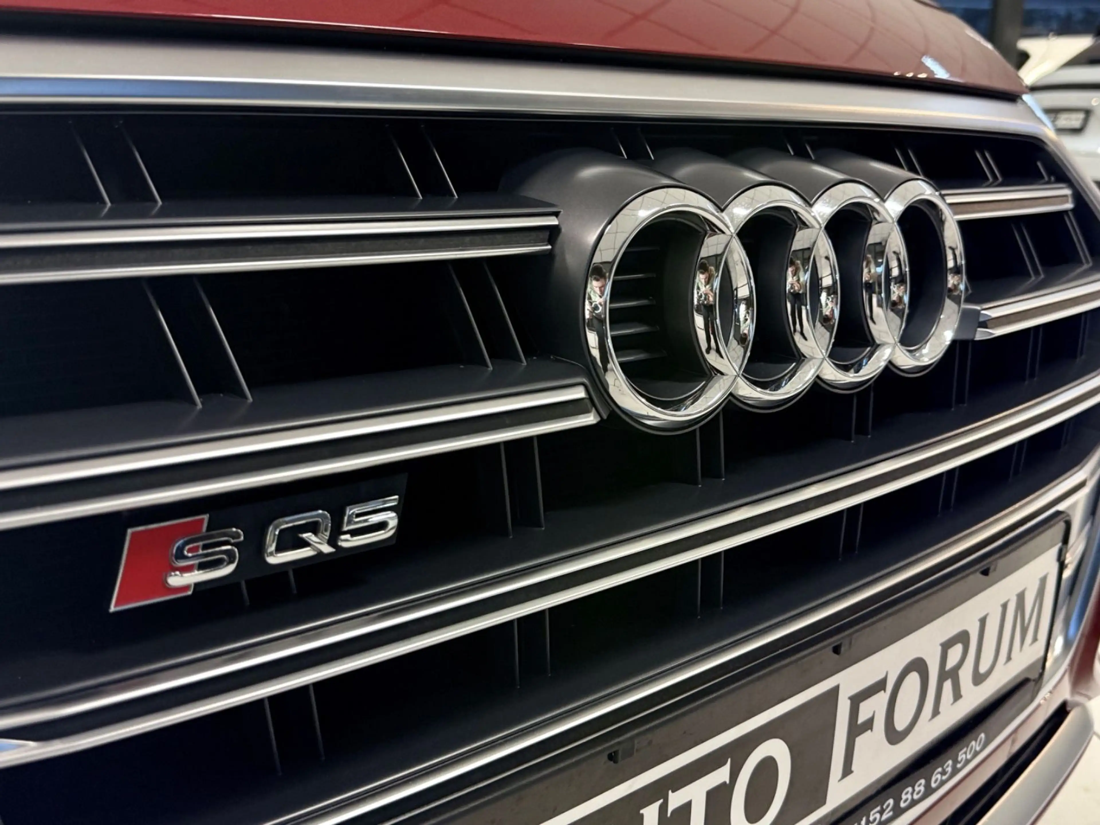Audi SQ5 3.0 TFSI QUATTRO AHK LEDER NAVI B&O MATRIX — photo 5