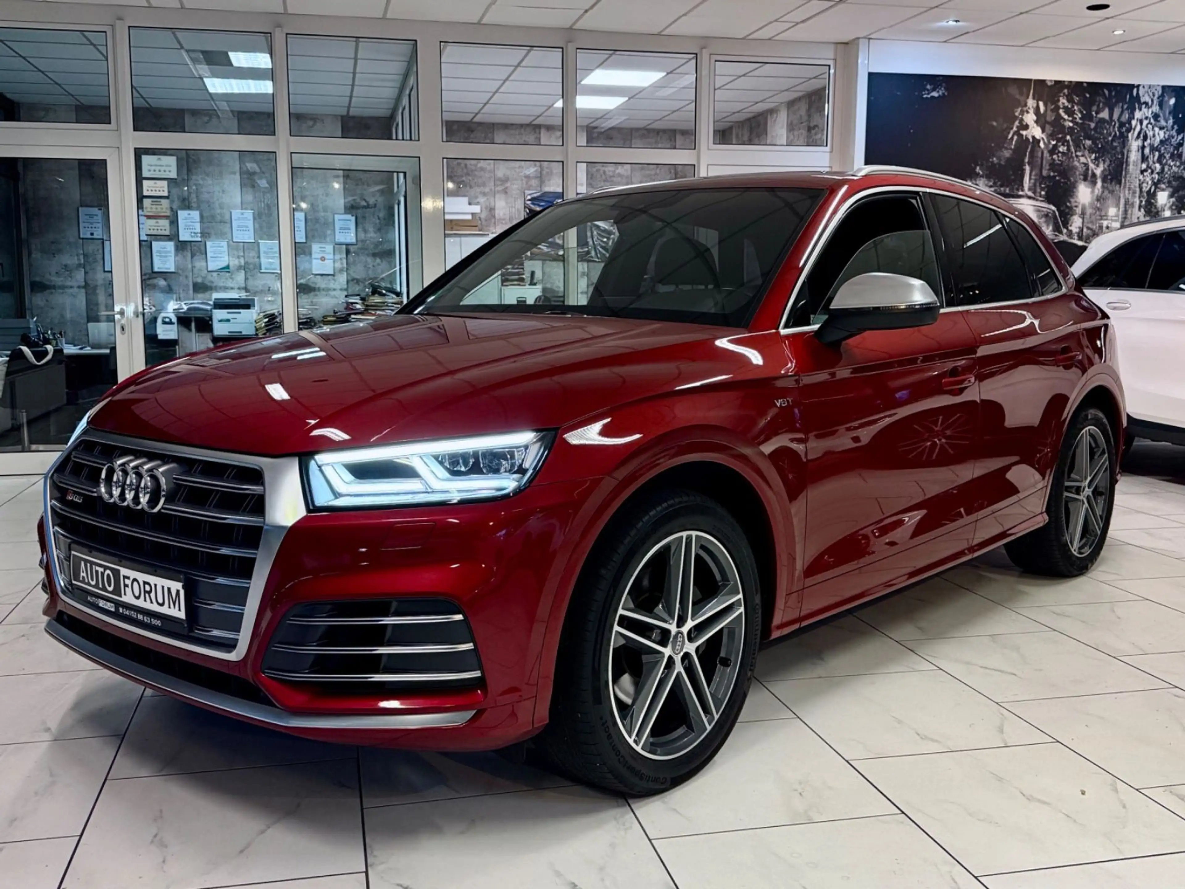 Audi SQ5 3.0 TFSI QUATTRO AHK LEDER NAVI B&O MATRIX — photo 6