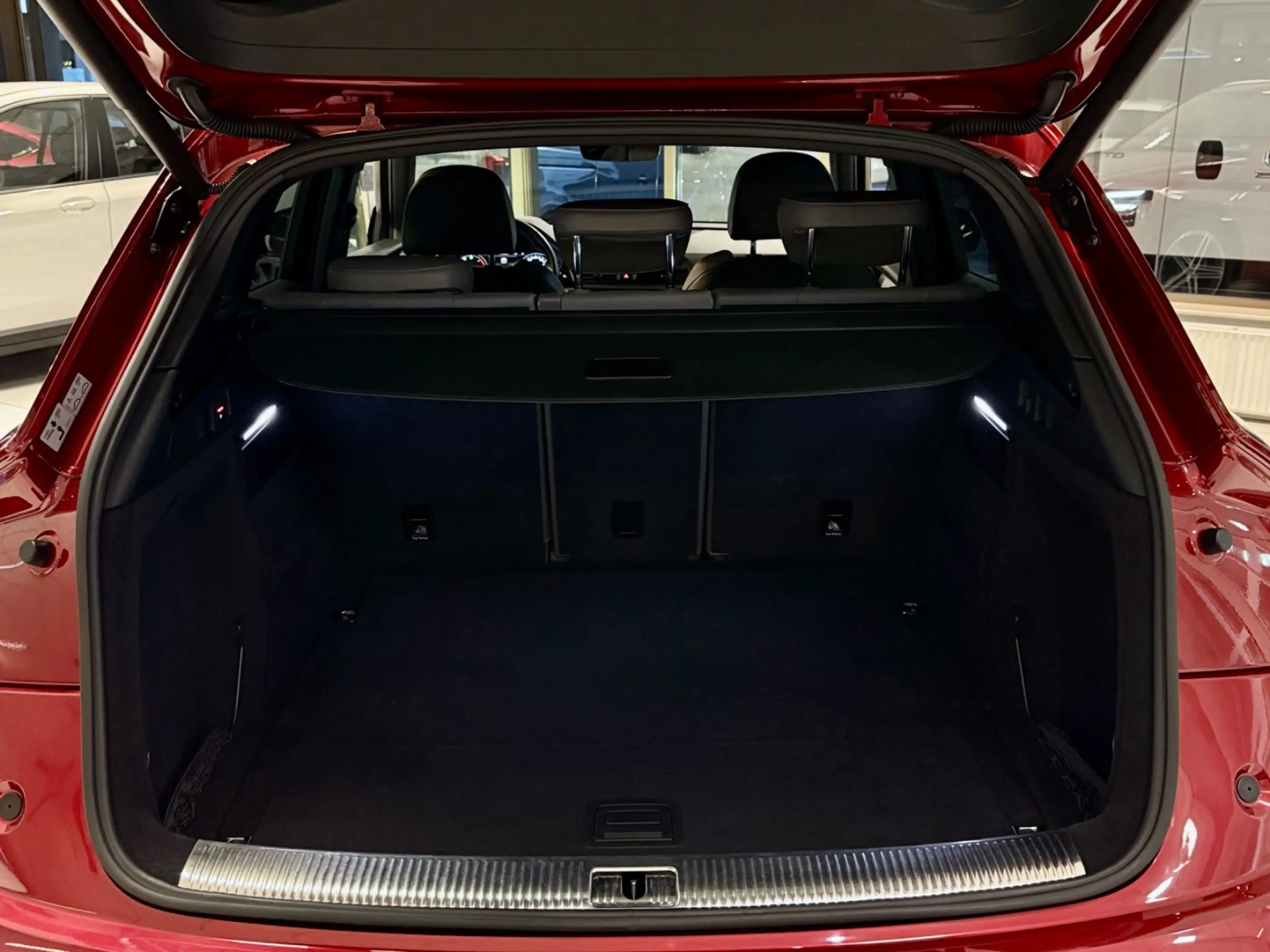 Audi SQ5 3.0 TFSI QUATTRO AHK LEDER NAVI B&O MATRIX — photo 15