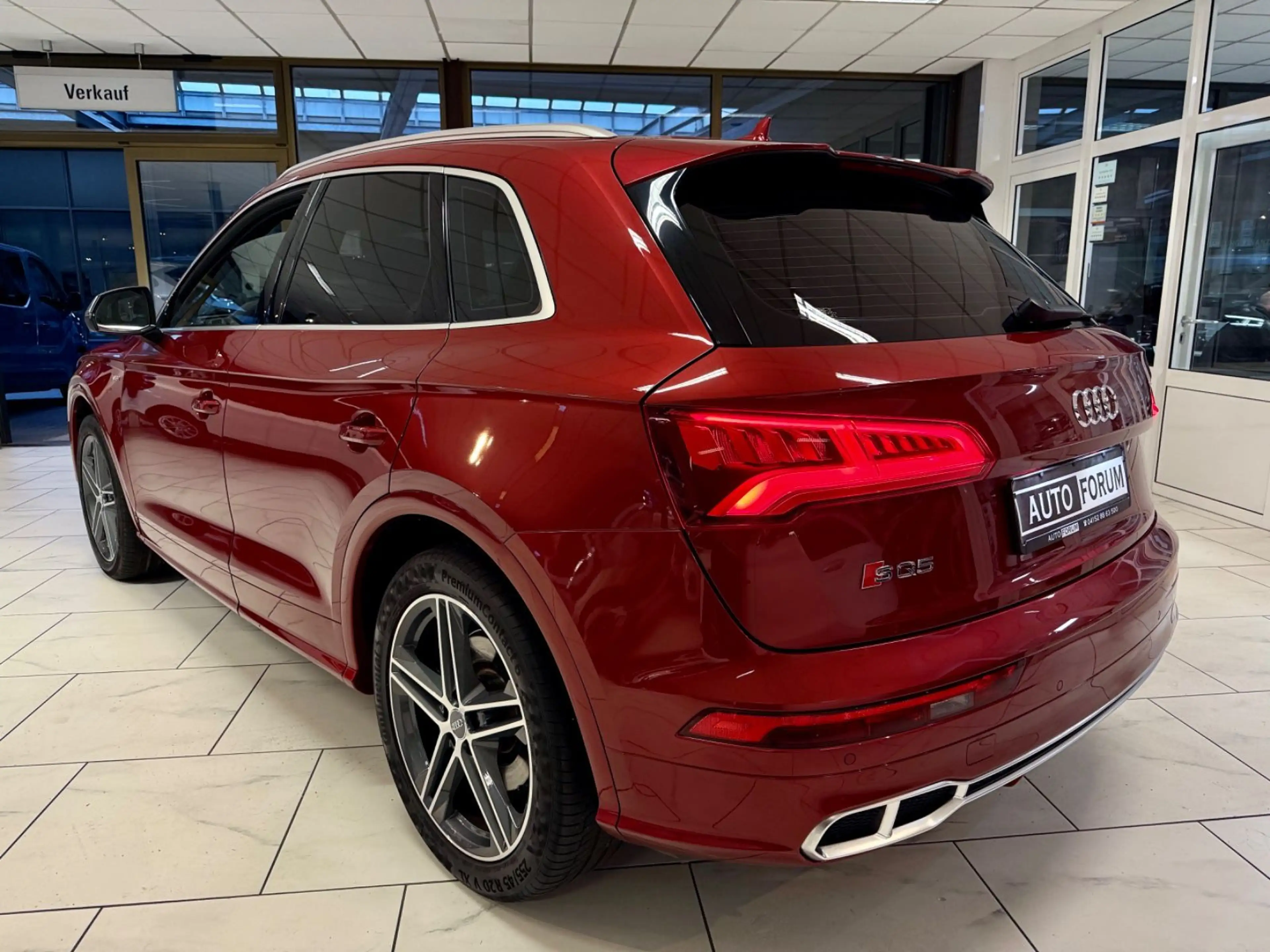 Audi SQ5 3.0 TFSI QUATTRO AHK LEDER NAVI B&O MATRIX — photo 10