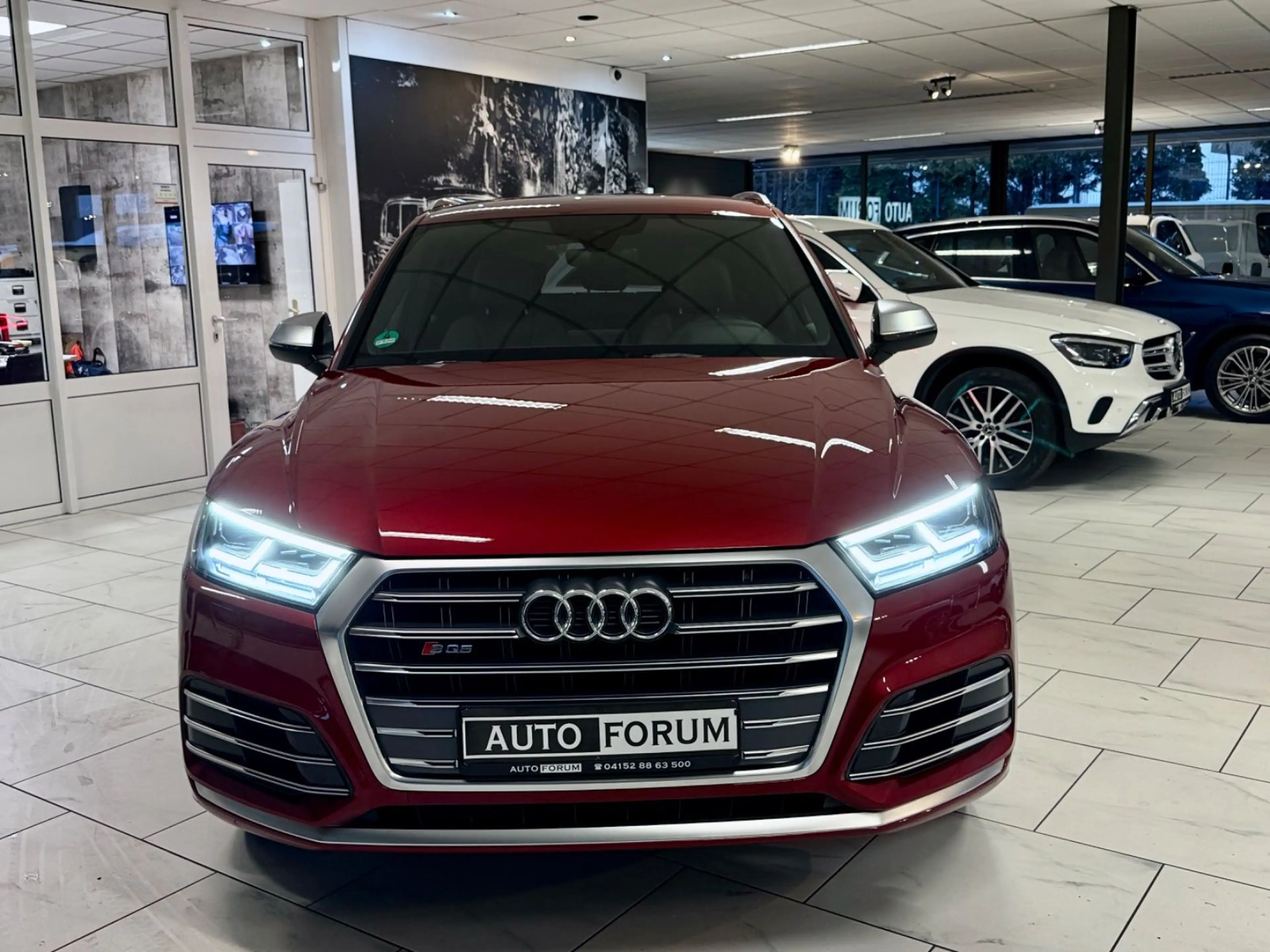 Audi SQ5 3.0 TFSI QUATTRO AHK LEDER NAVI B&O MATRIX — photo 4