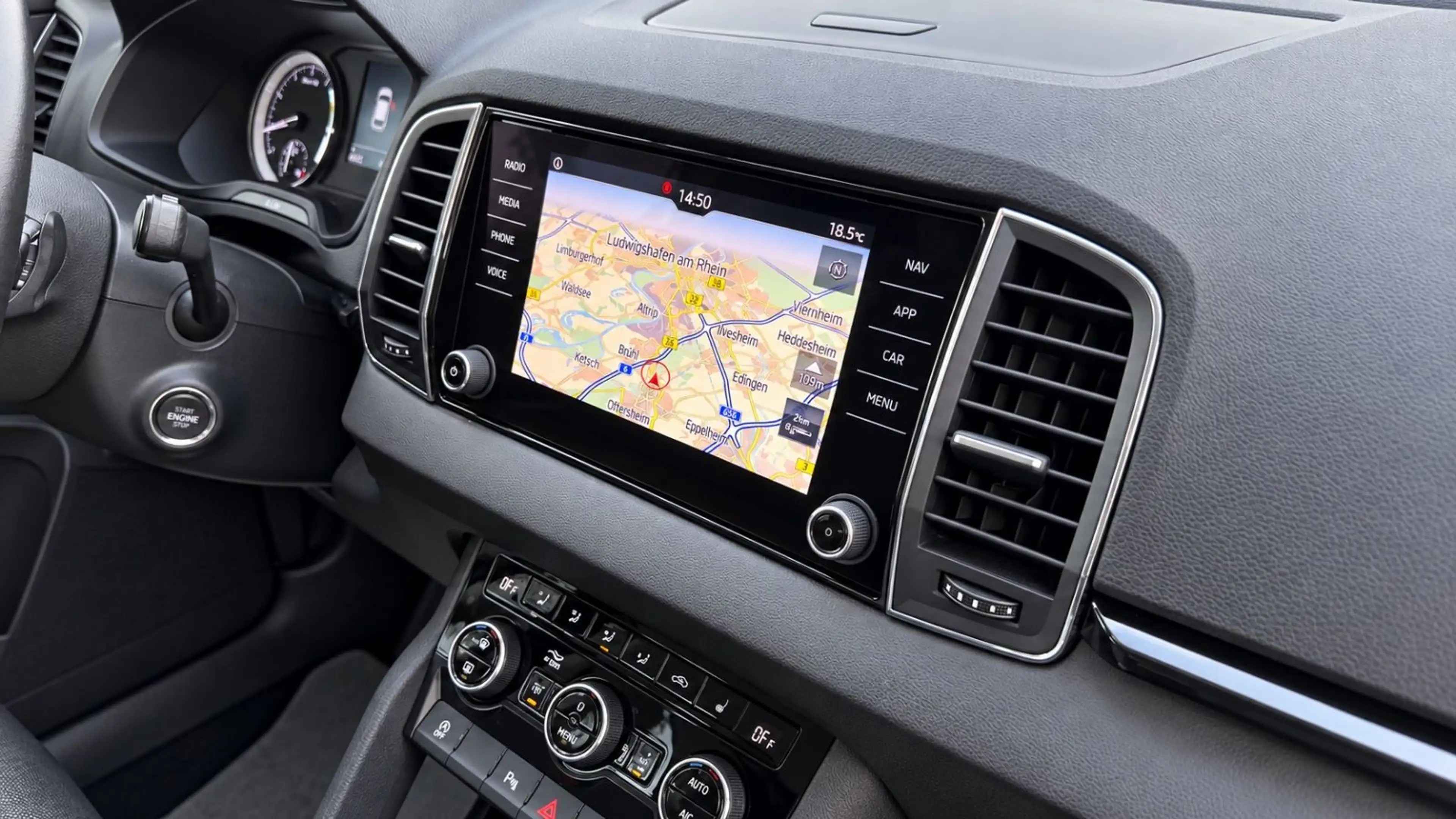 Skoda Karoq Style Automatik,LED,Kamera,Sitzhzg.,8-fach — photo 8