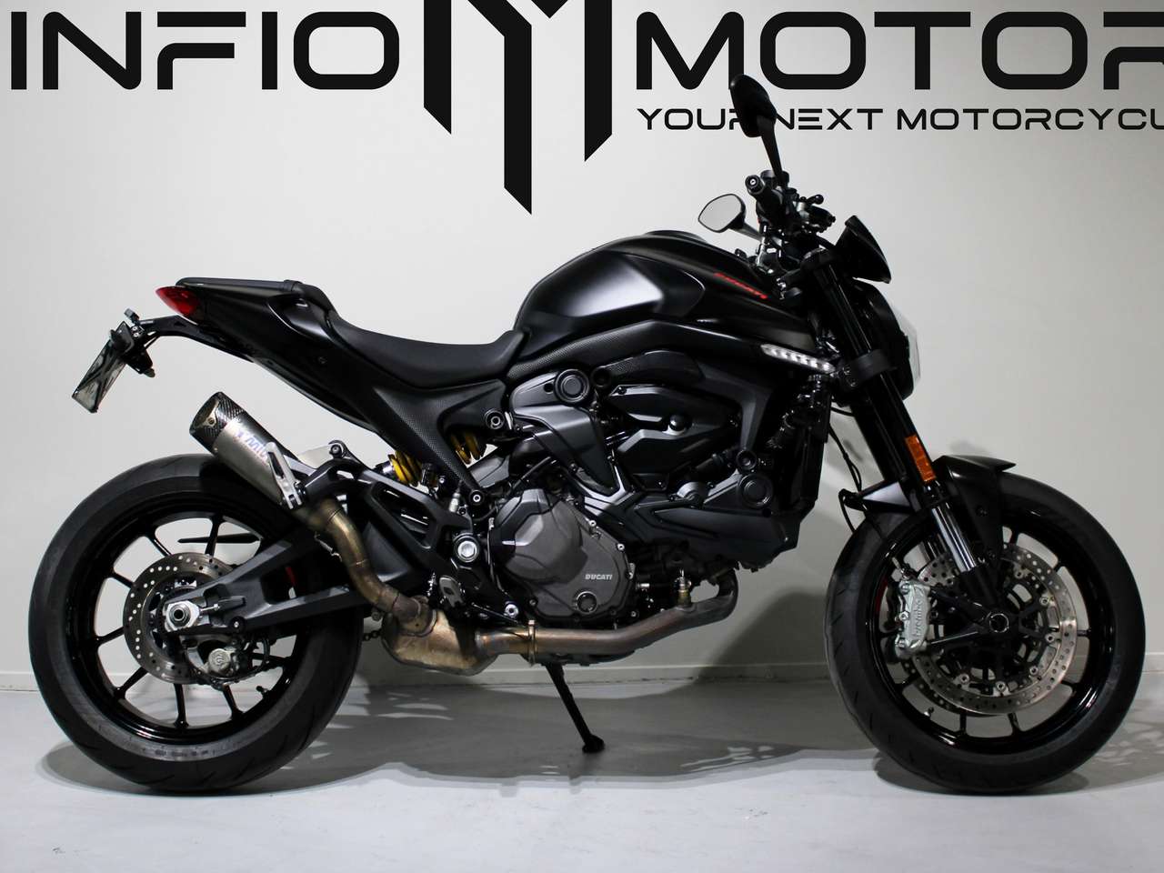 Ducati Monster 937