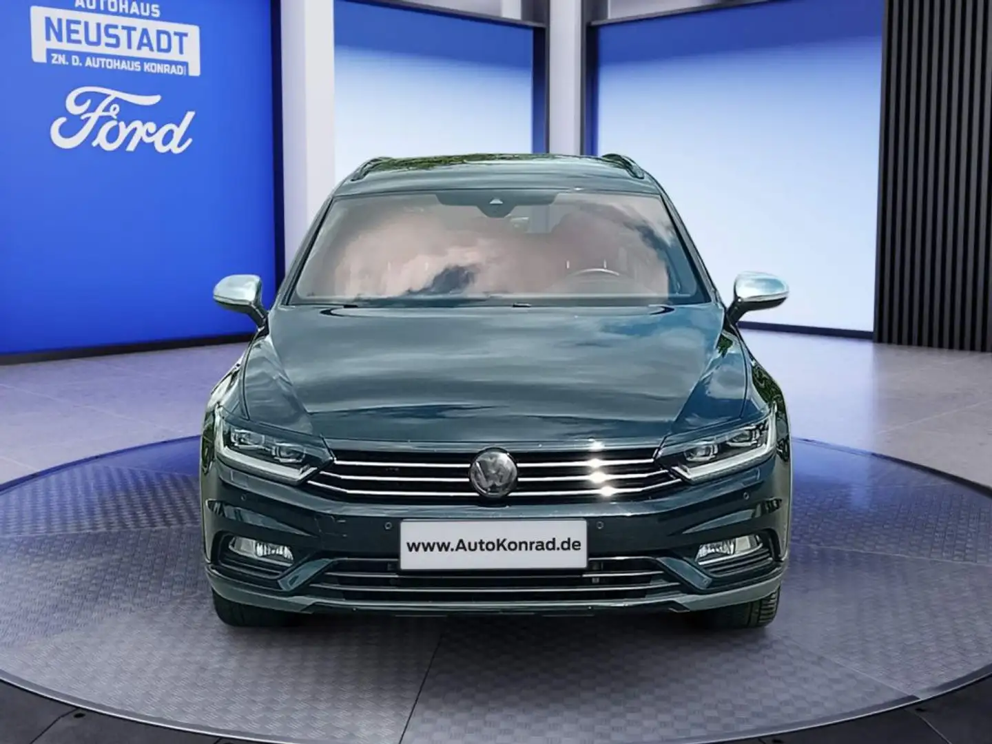 Volkswagen Passat Alltrack 2.0 TSI  4Motion DSG Schwarz - 2