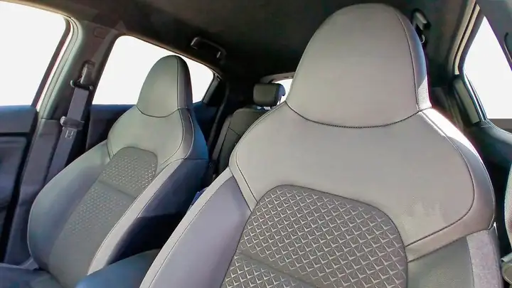 Nissan Juke 2025, foto 17