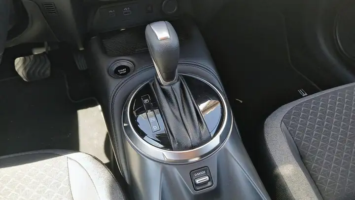 Nissan Juke 2025, foto 16
