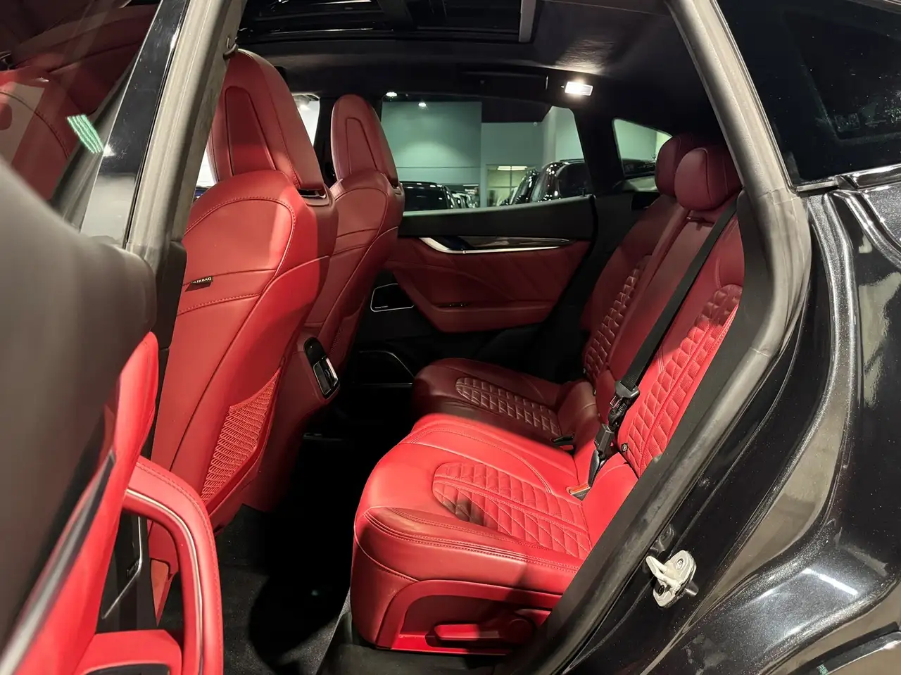 Maserati Levante снимка Maserati Levante