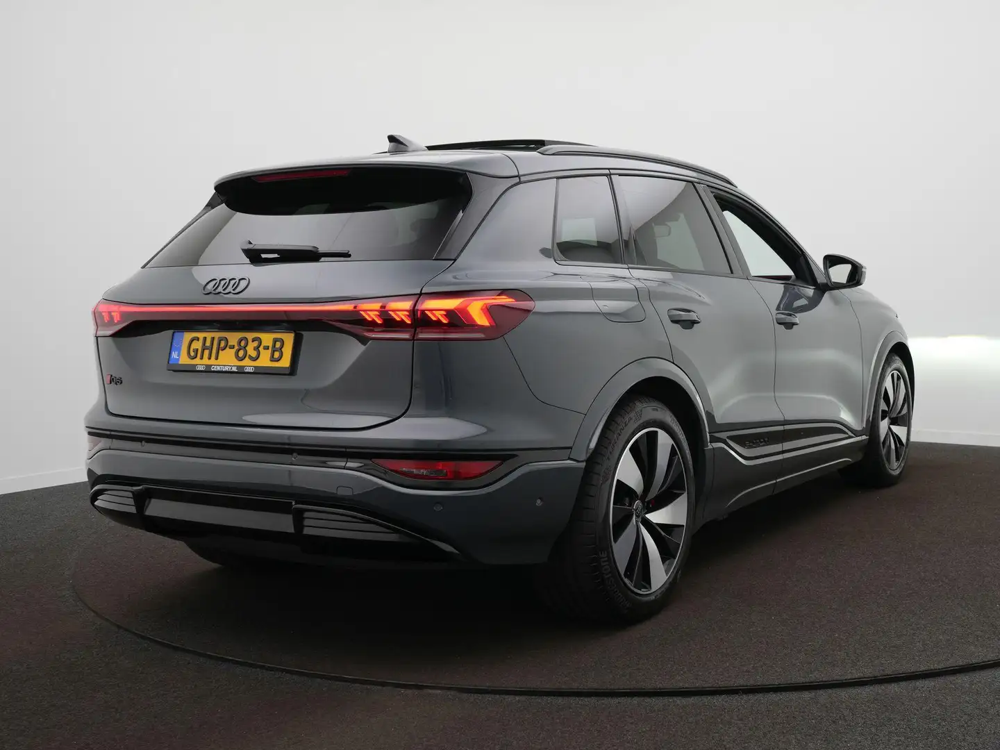 Audi Q6 e-tron First edition plus 100 kWh | 21 inch | kuip Grijs - 2