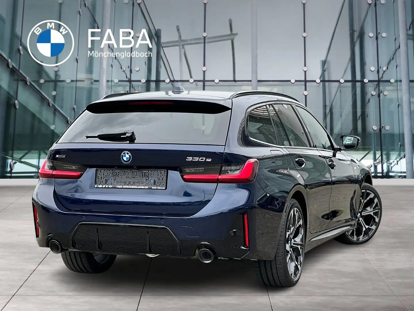 BMW 330 e xDrive Touring M Sportpaket Head-Up DAB Blau - 2