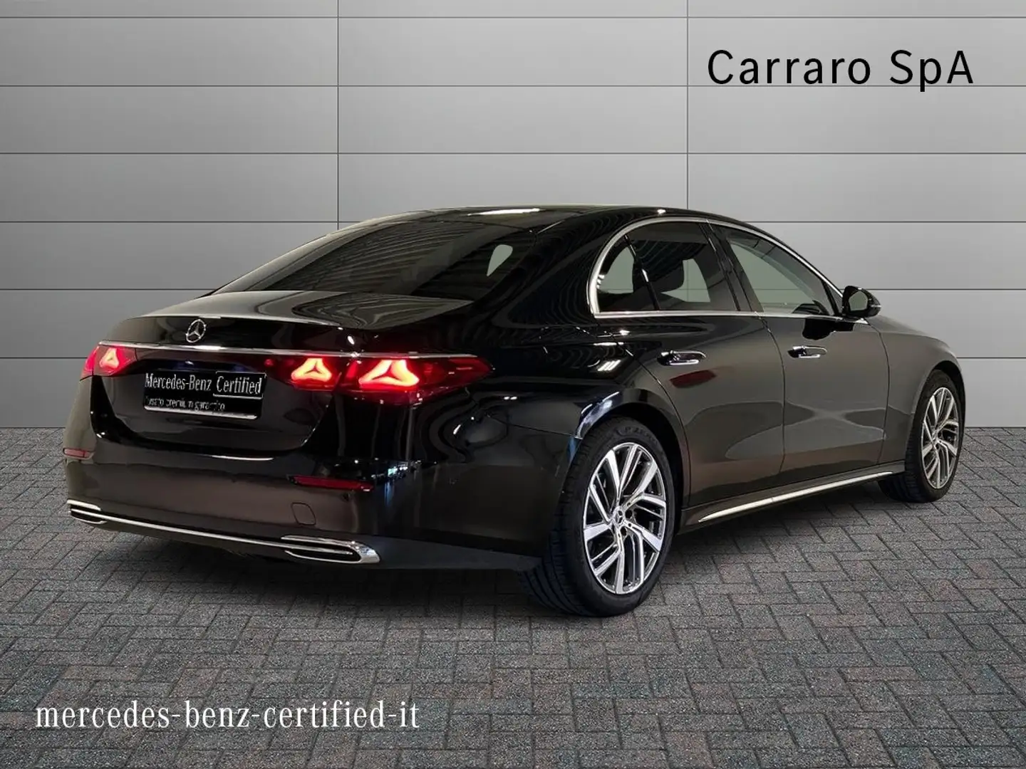 Mercedes-Benz E 220 Classe E - W214 - E 220 d Exclusive Premium 4matic Nero - 2