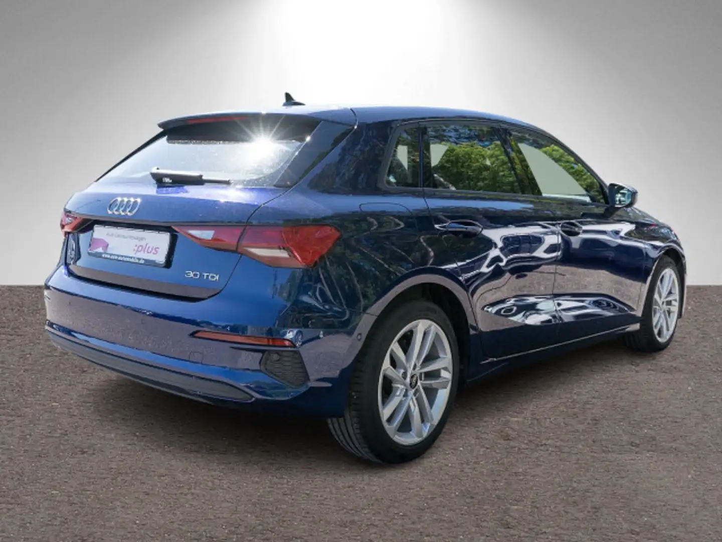 Audi A3 30TDI 6-Gang Navi PDC GRA SHZ Bleu - 2