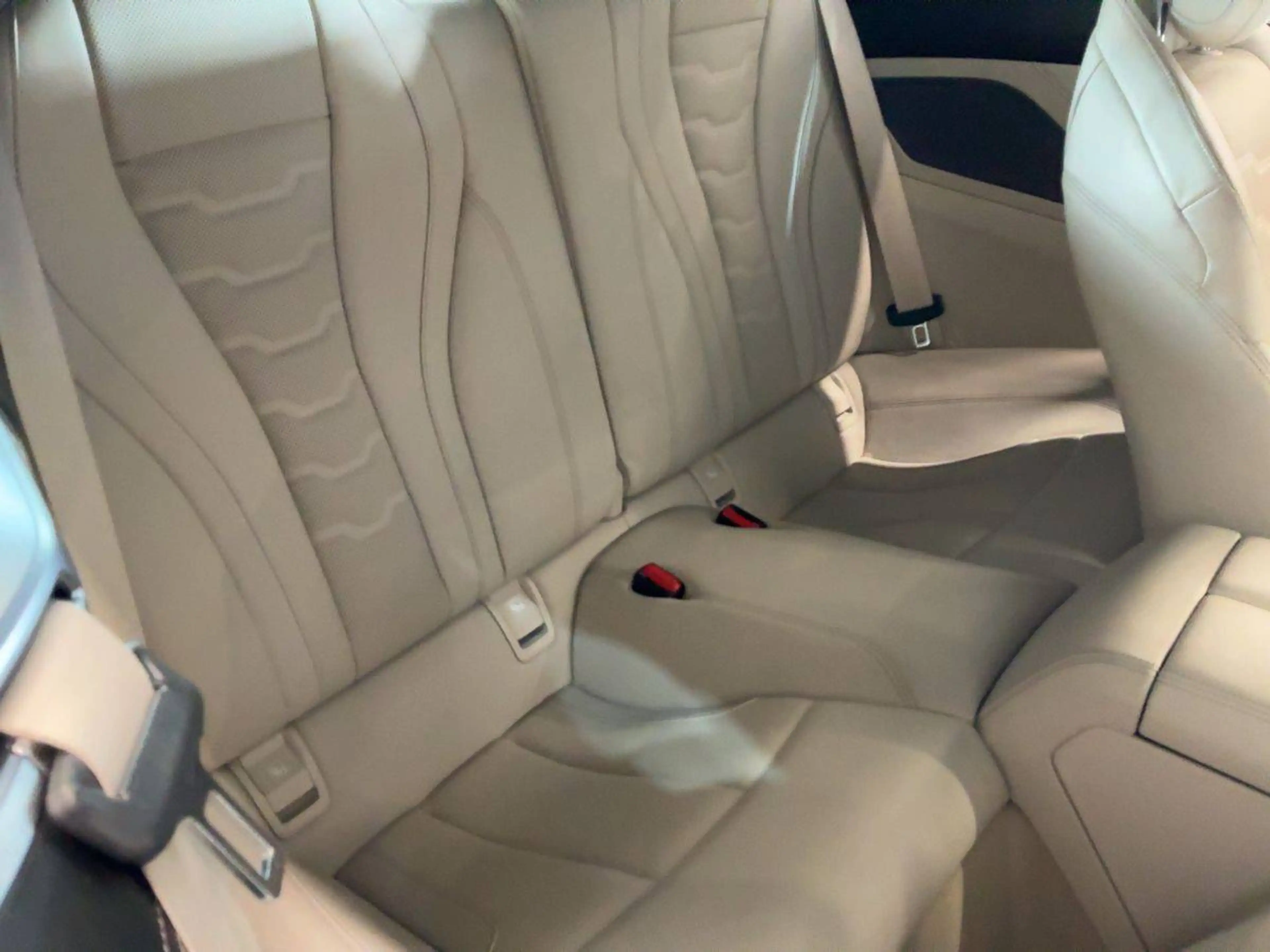 BMW 840 840 i M Sport — photo 11