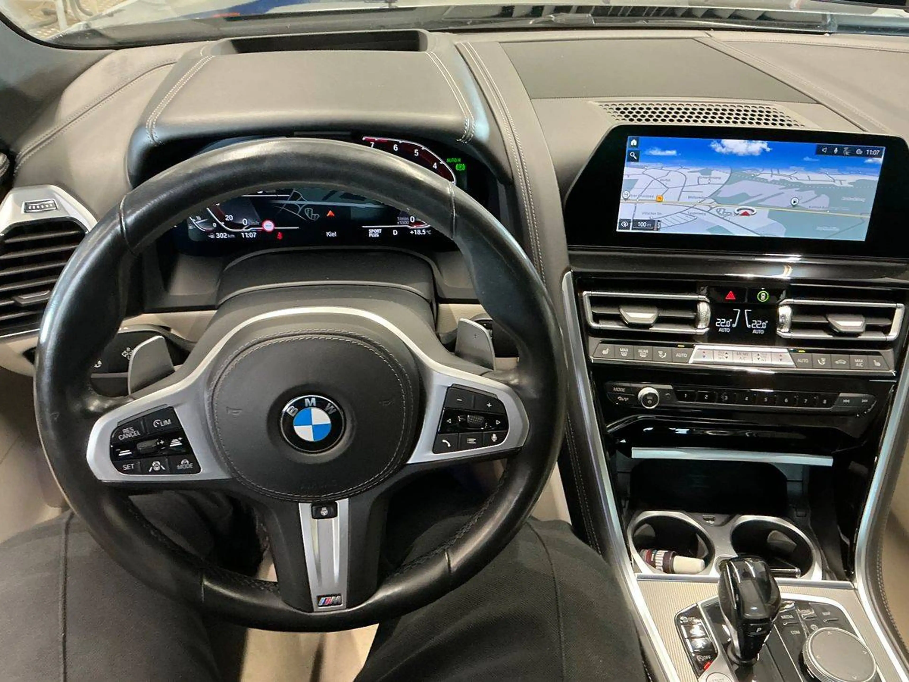 BMW 840 840 i M Sport — photo 10