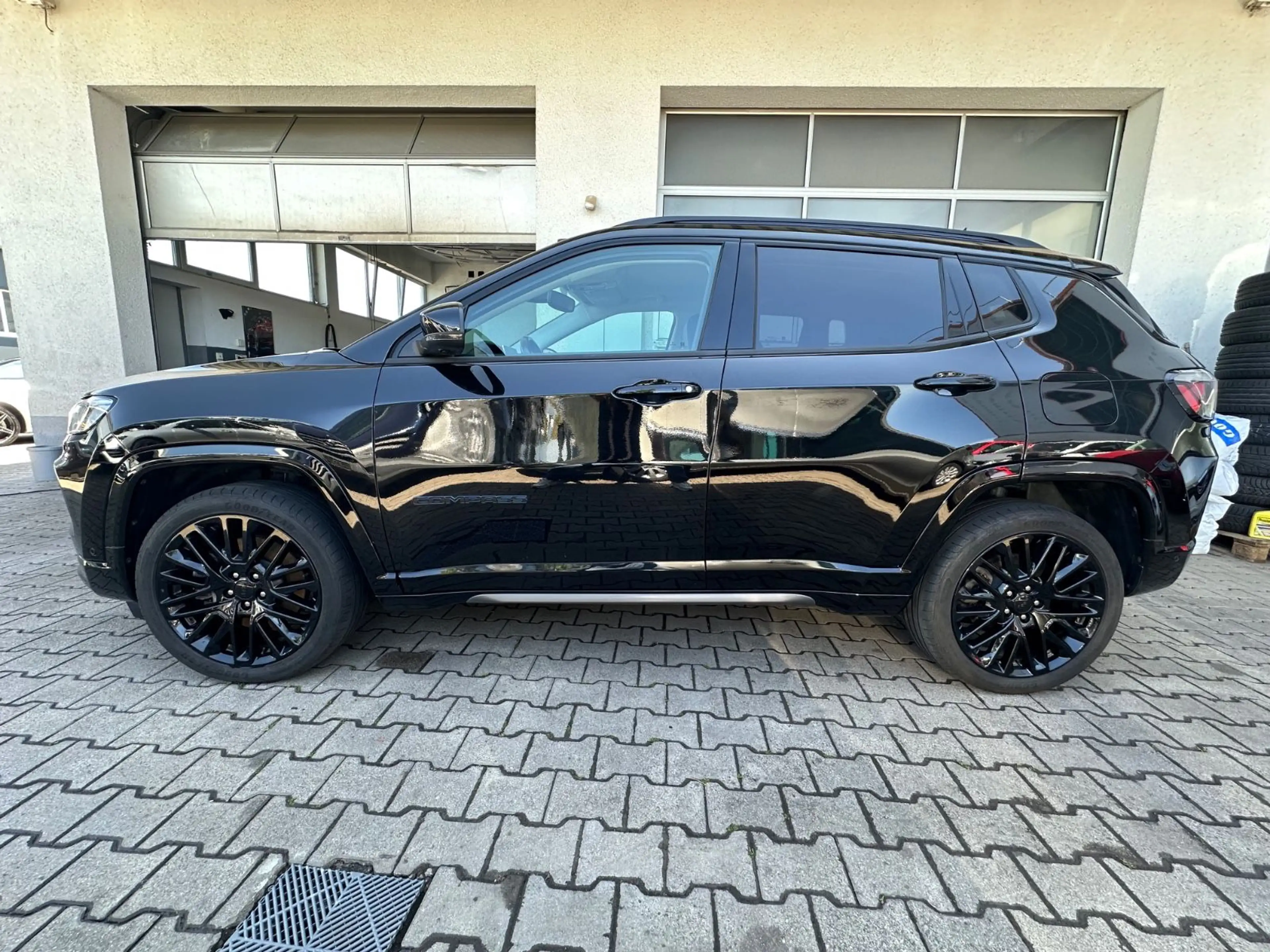 Jeep Compass S Plug-In Hybrid 4WD Panorama/Leder/R-Ka — photo 5