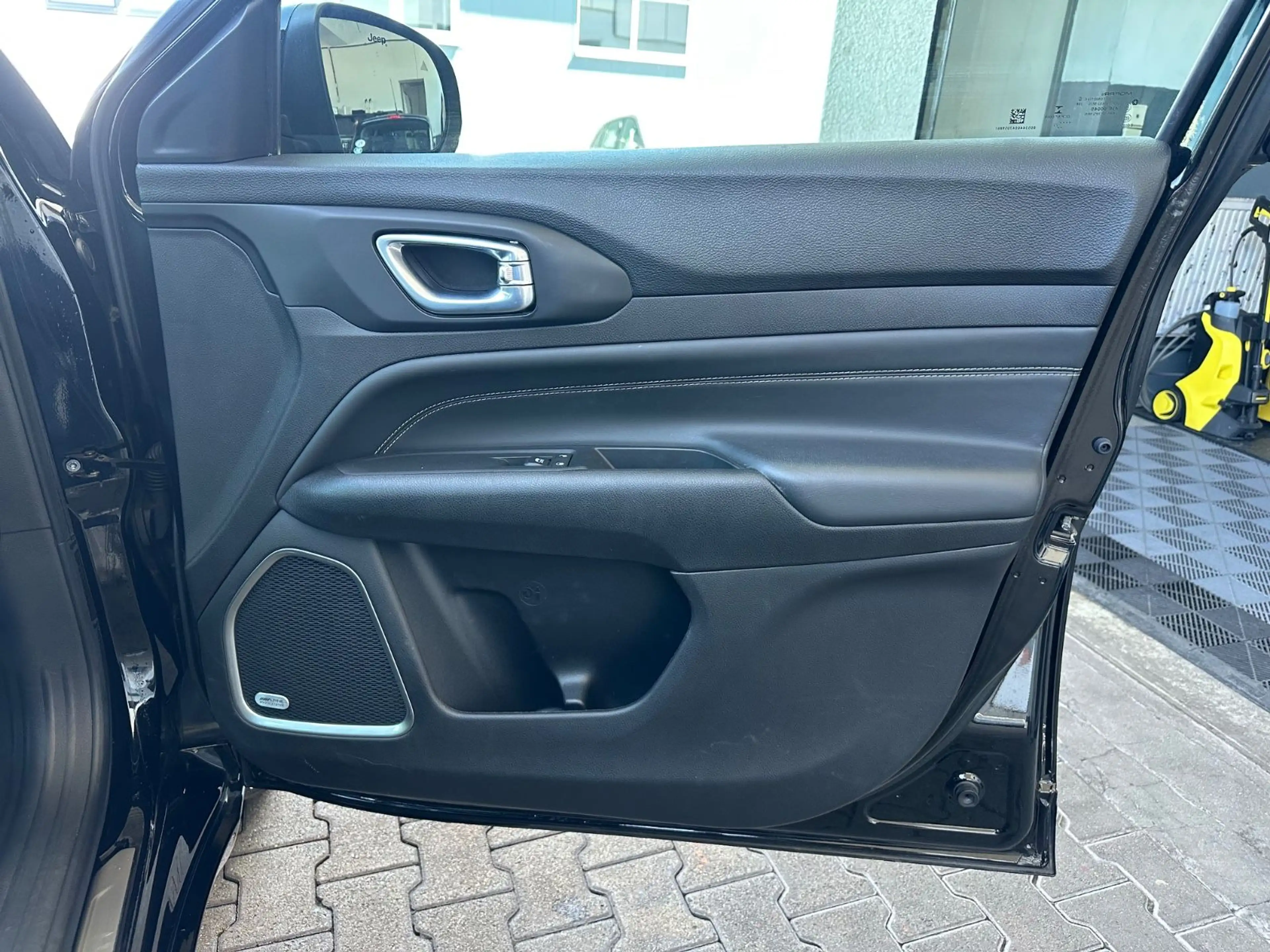 Jeep Compass S Plug-In Hybrid 4WD Panorama/Leder/R-Ka — photo 14