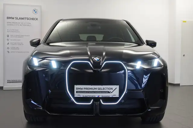 BMW iX xDrive45 I20 Ansicht 3