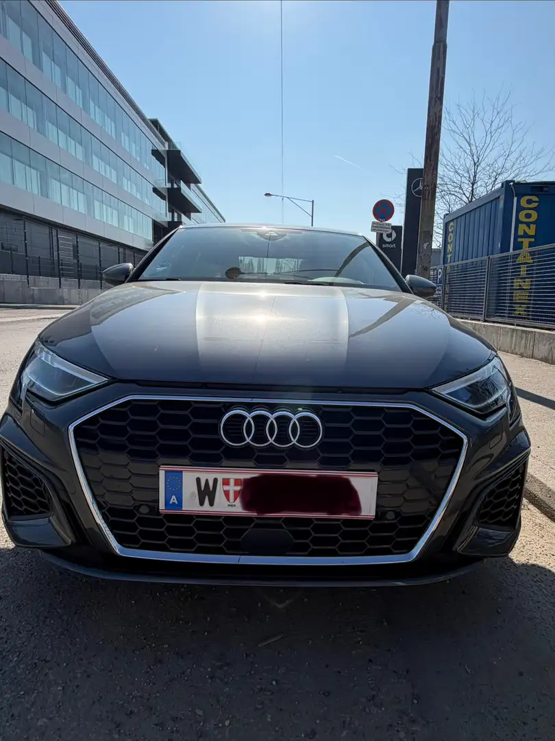 Audi A3 A3 SB 35 TFSI S-line S-tronic S-line Grau - 1