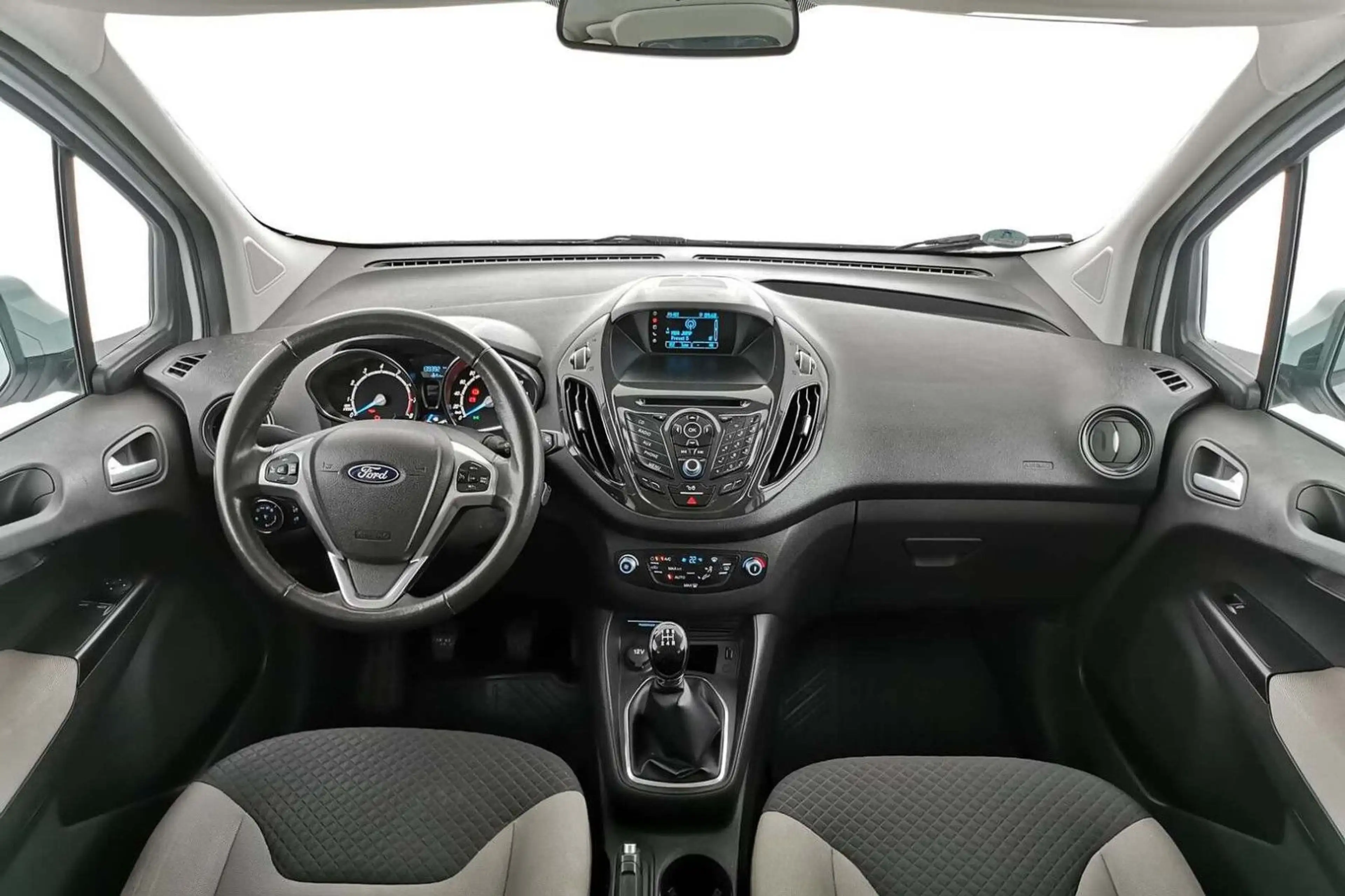 Ford Tourneo Courier Titanium Zahnriemen gewechselt — photo 13