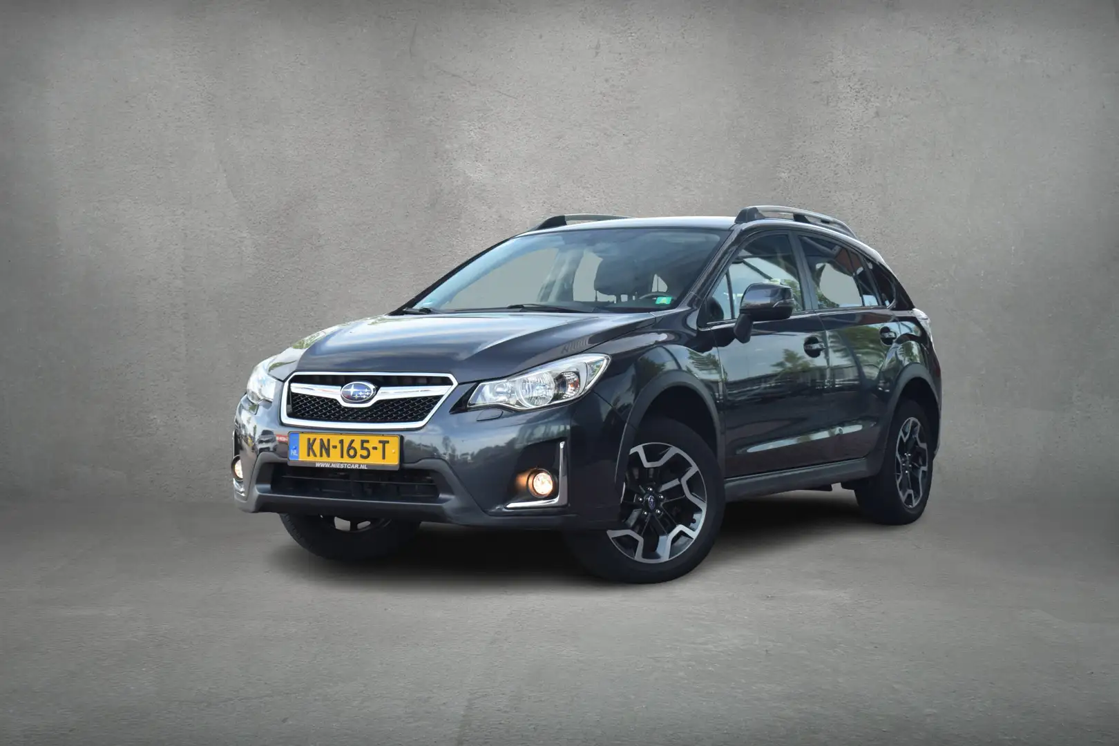 Subaru XV 2.0i Premium AWD | Schuifdak | Trekhaak | Leer | C Grijs - 2