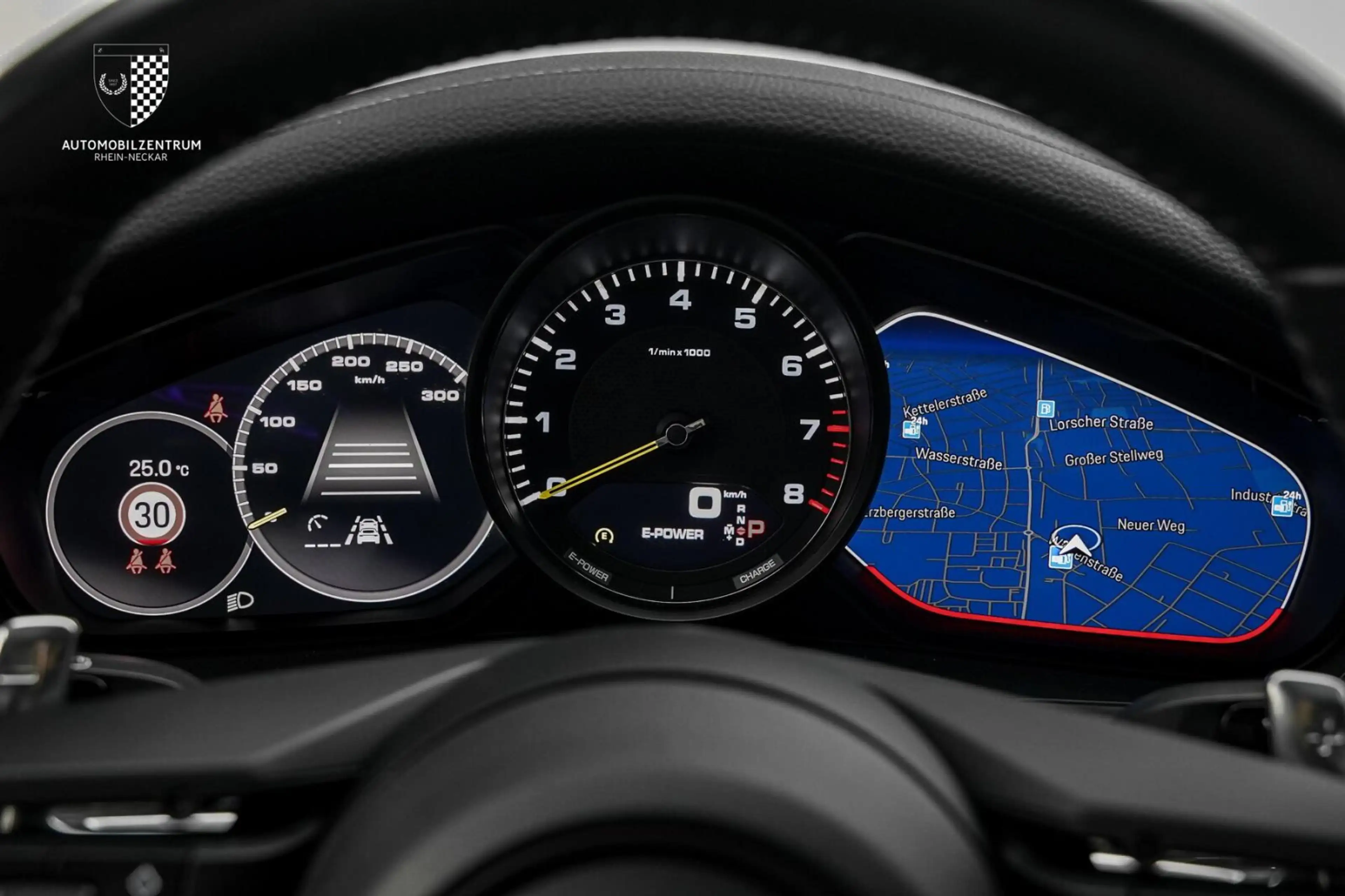 Porsche Panamera Panamera 4 E-Hybrid Platinum Edition SportDesign — photo 12