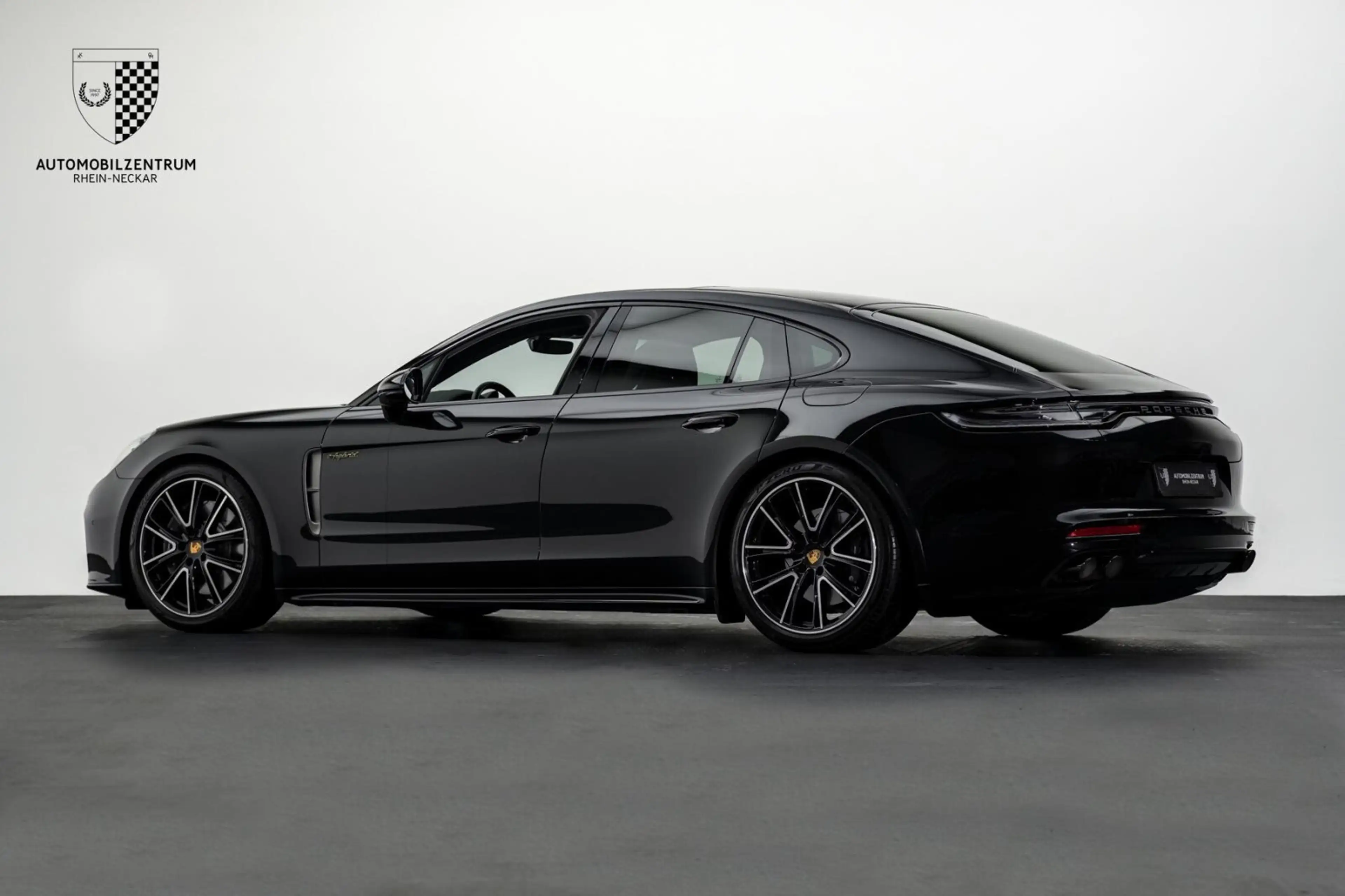 Porsche Panamera Panamera 4 E-Hybrid Platinum Edition SportDesign — photo 5