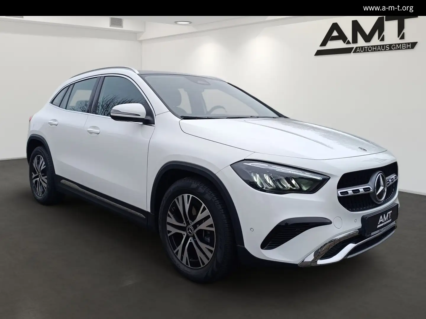 Mercedes-Benz GLA 180 GLA 180 Progressive*Pano*AHK*Kamera*el.Heckkl. LED Blanc - 2