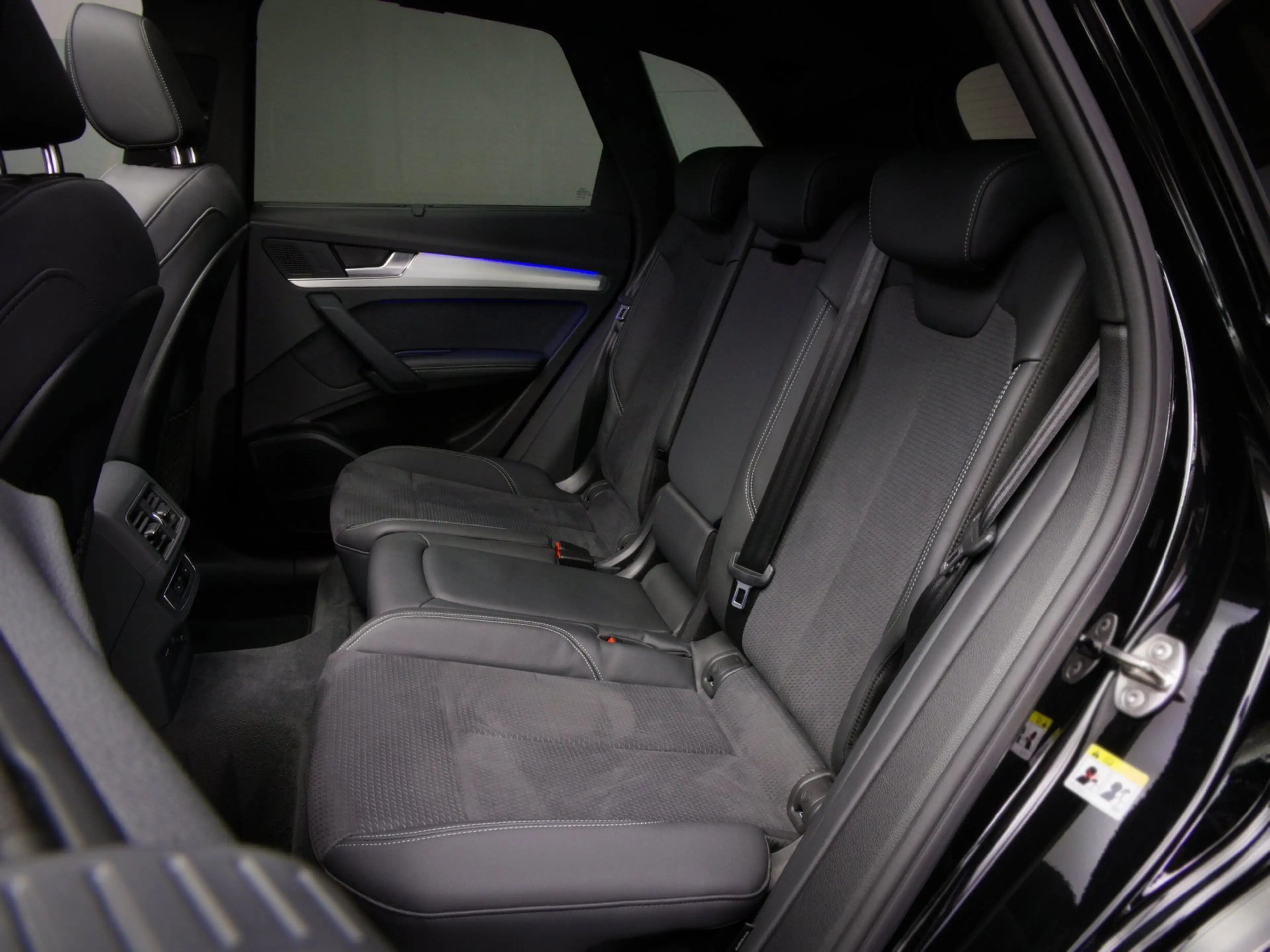 Audi Q5 55 TFSI e S-Line Edition Competition (PANO, B&O, H — photo 8