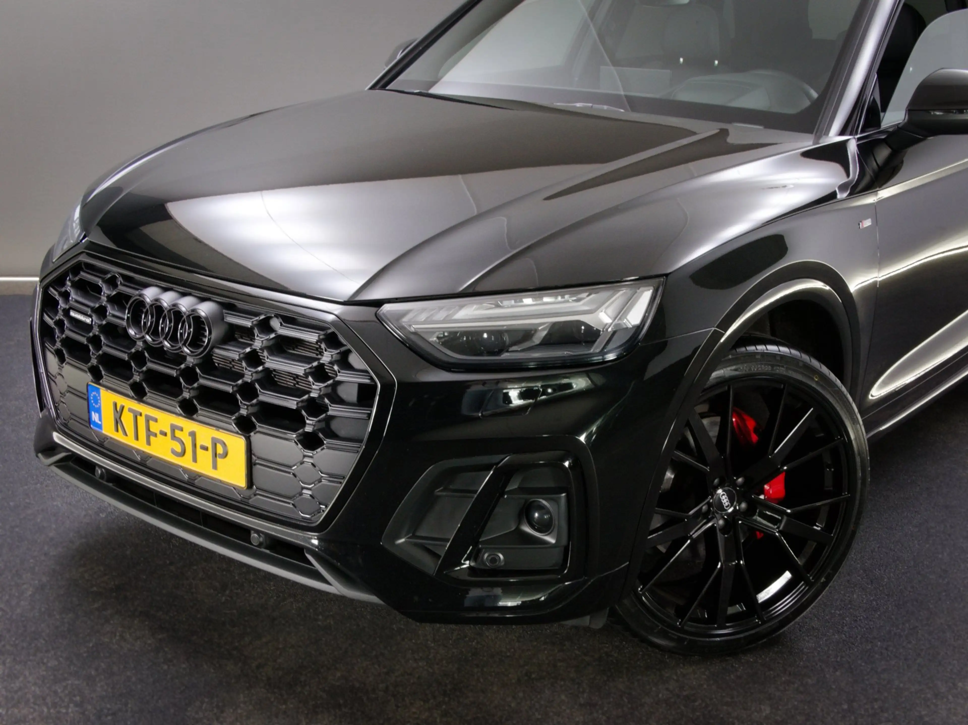 Audi Q5 55 TFSI e S-Line Edition Competition (PANO, B&O, H — photo 13