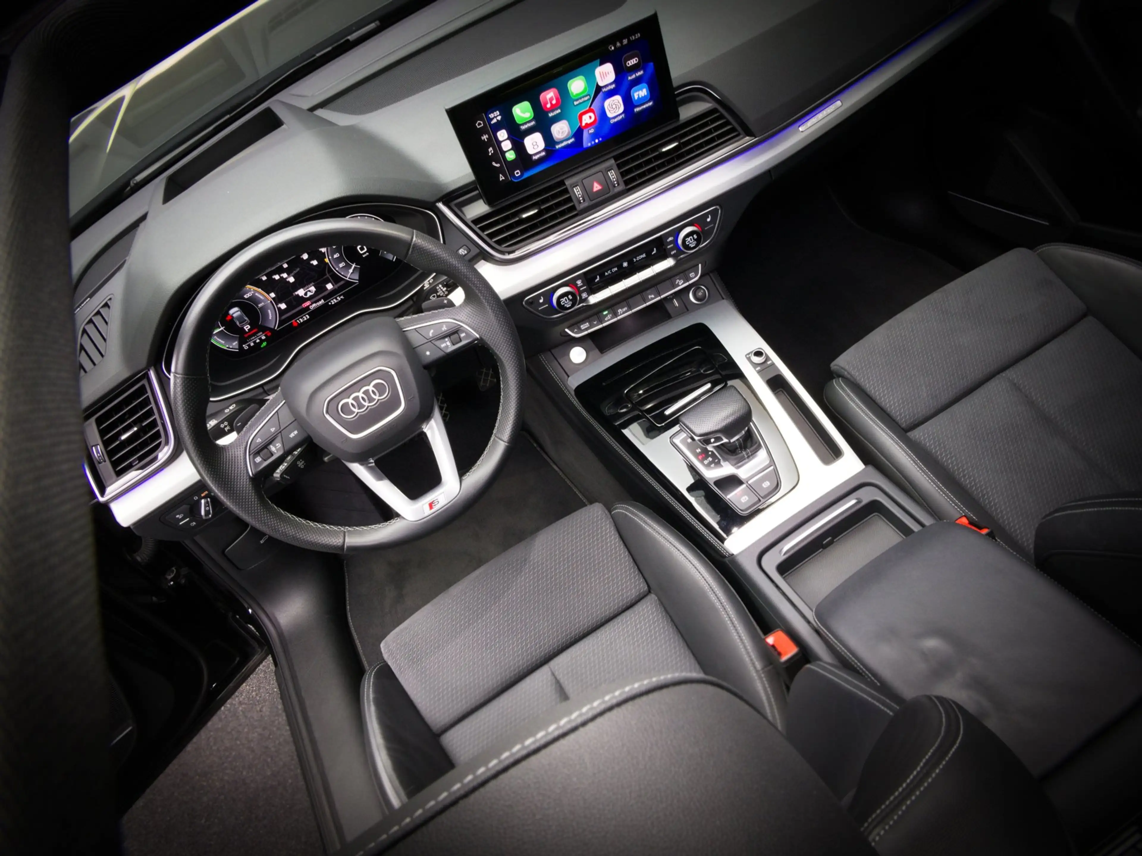 Audi Q5 55 TFSI e S-Line Edition Competition (PANO, B&O, H — photo 17