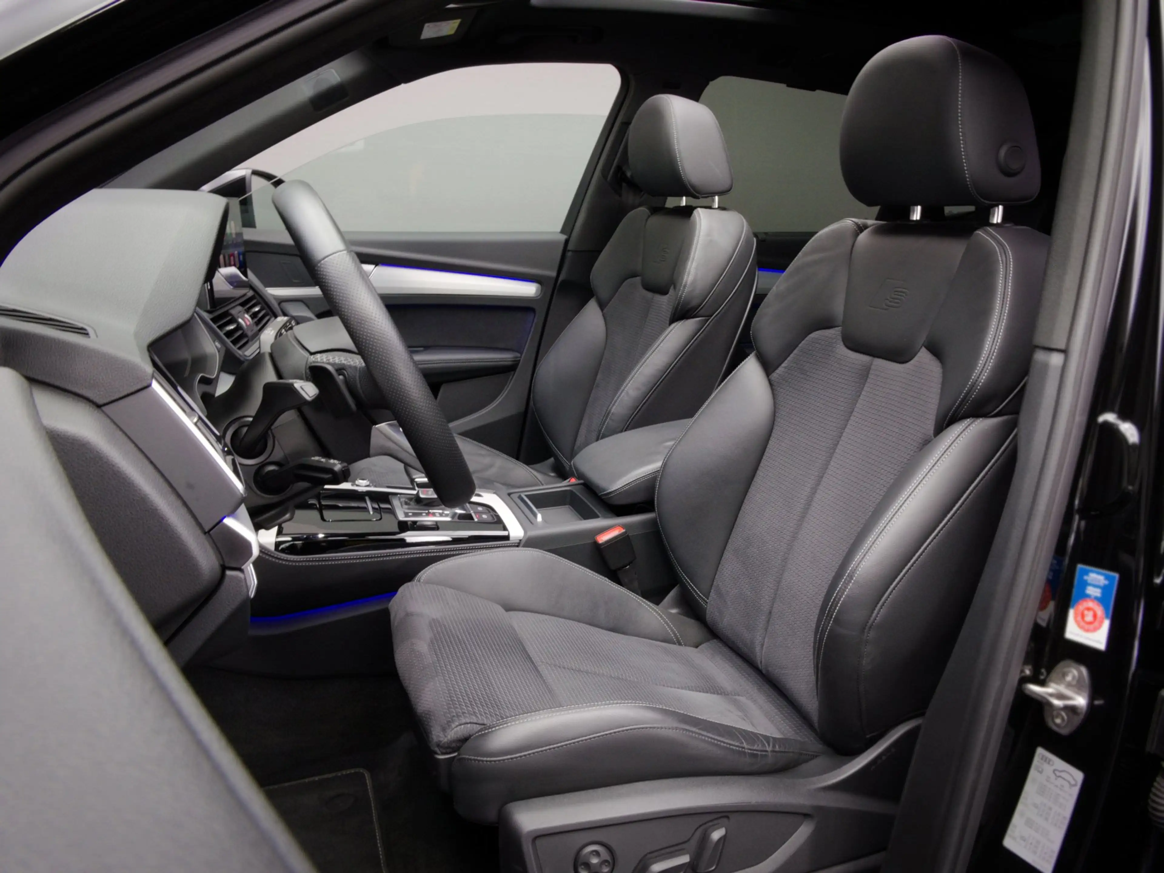 Audi Q5 55 TFSI e S-Line Edition Competition (PANO, B&O, H — photo 7