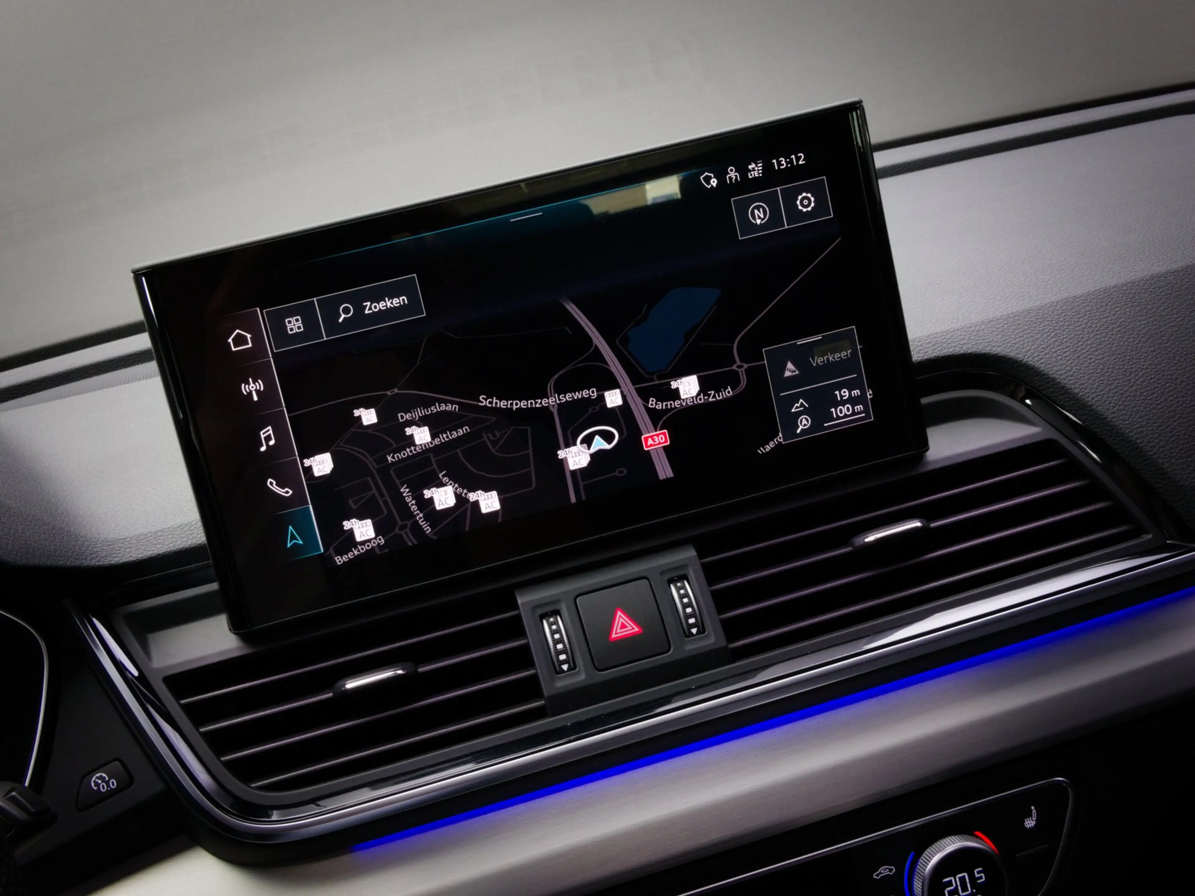 Audi Q5 55 TFSI e S-Line Edition Competition (PANO, B&O, H — photo 46