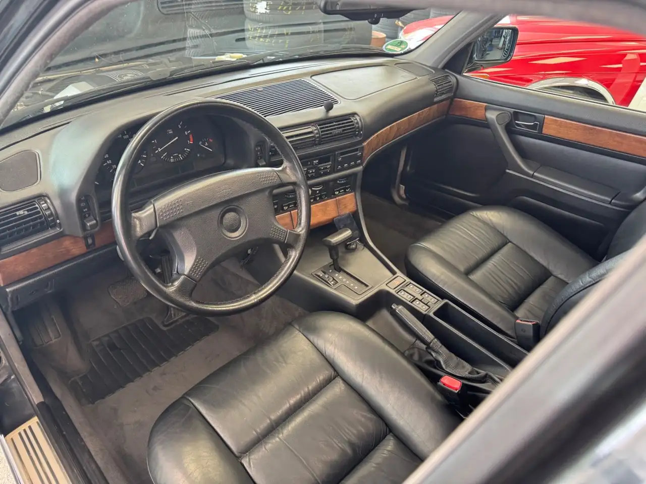 BMW 730 i V8 E32 Autom/ KlimaAut./ H-Zu./ AHK/ LEDER, foto 8