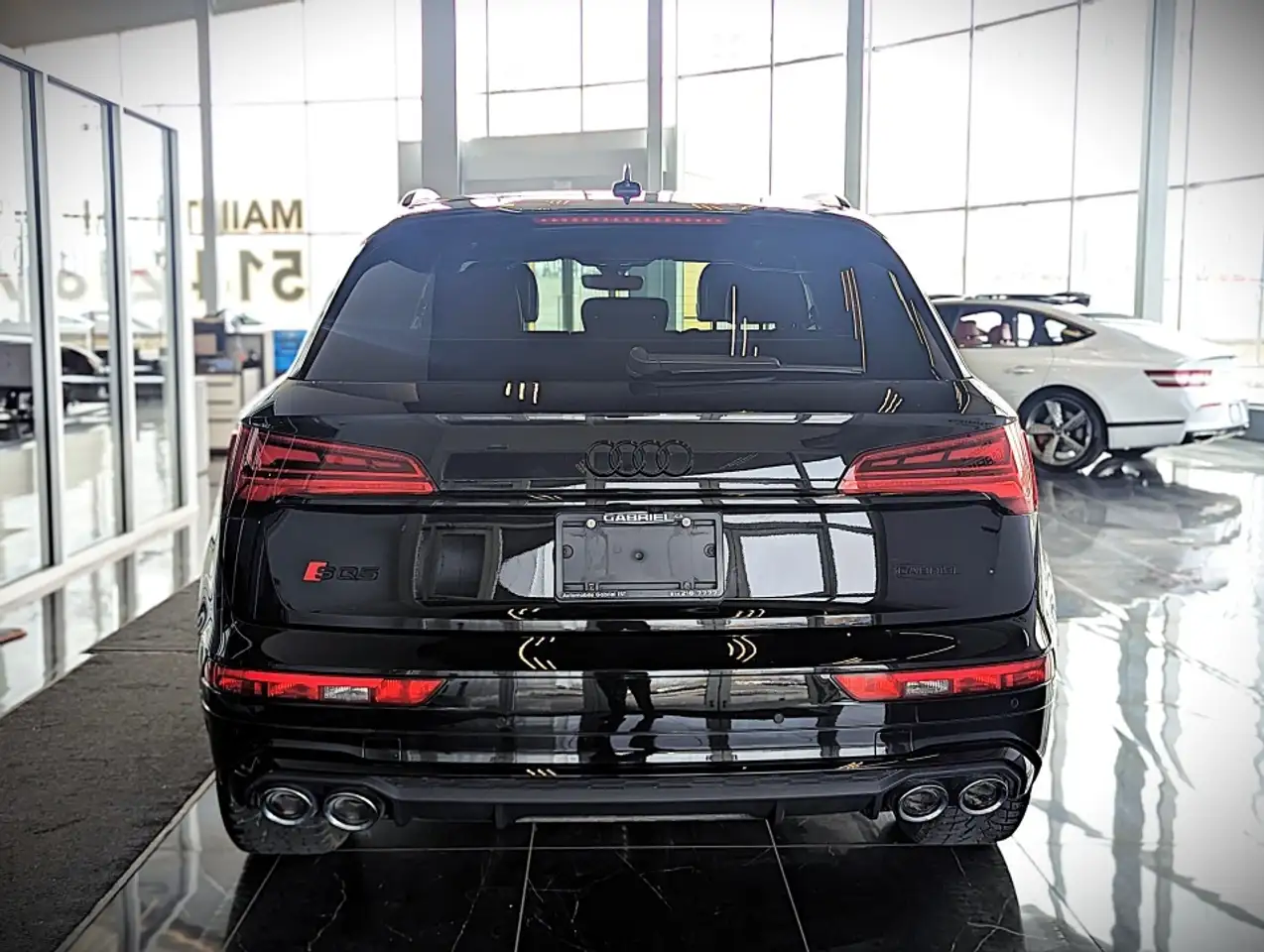 Audi SQ5 снимка Audi SQ5