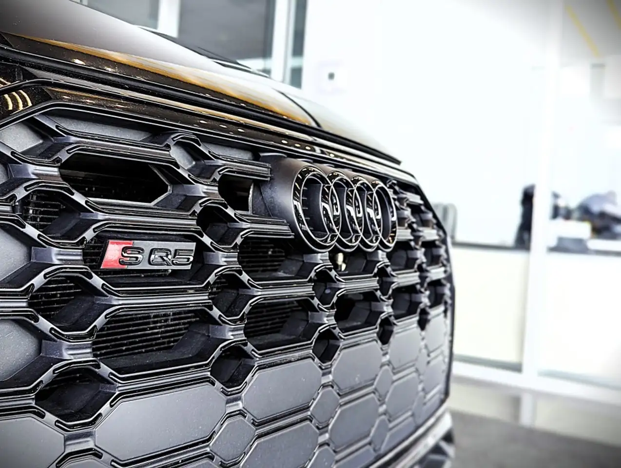 Audi SQ5 снимка Audi SQ5