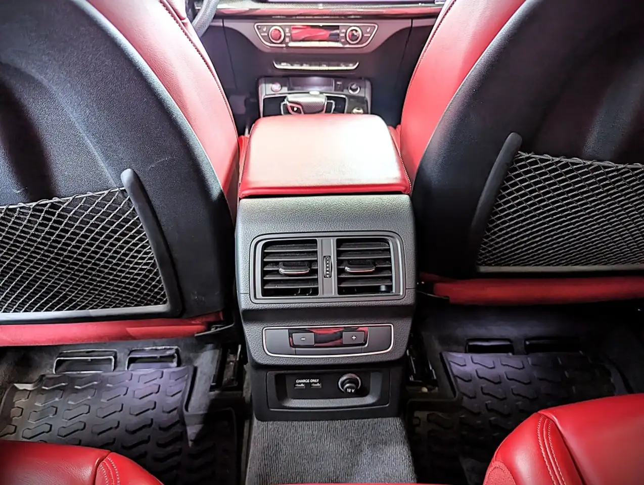 Audi SQ5 снимка Audi SQ5