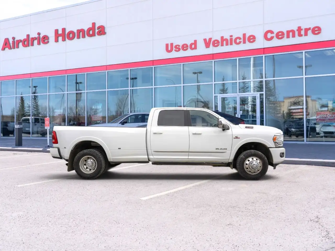 RAM 3500 снимка RAM 3500