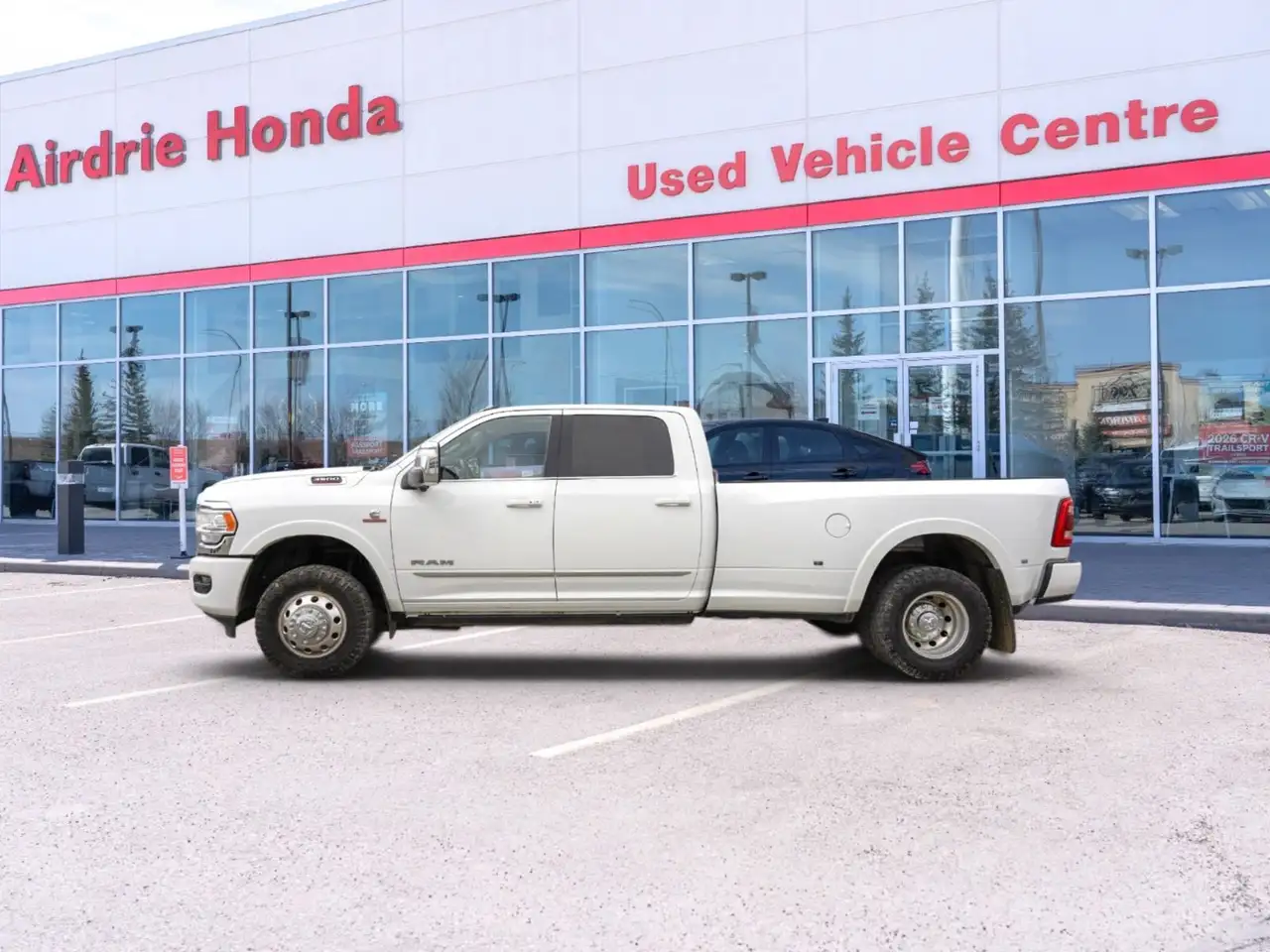 RAM 3500 снимка RAM 3500