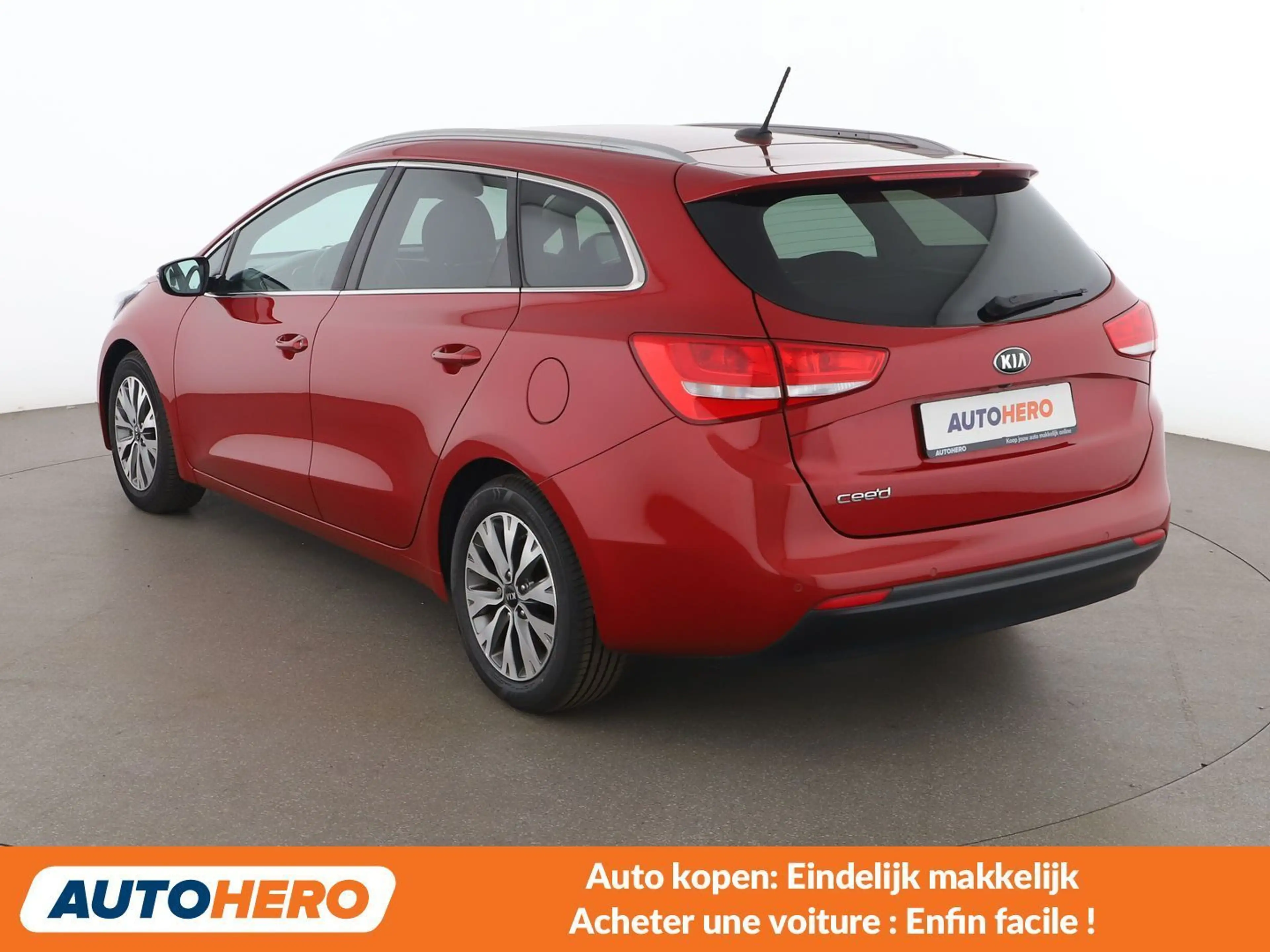 Kia Ceed / cee'd 1.4 Attract — photo 4