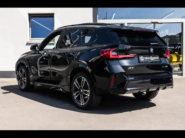 BMW X1 view 8